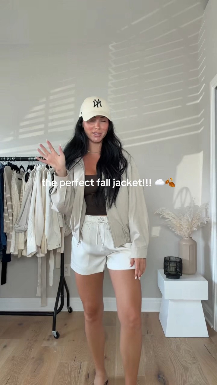 The most perfect neutral lightweight jacket for fall 🖤🍂 It’s one of those easy layers that will go with EVERYTHING and instantly pull an outfit together. Definitely a fall closet staple! I’ll have all my outfit details linked over on my LTK 🫶🏻

My sizing: 5’7”, 145 lbs, 32DD  
Wearing size smalls

@Aritzia #FallJacket #NeutralStyle #FallOutfitInspo #LightweightJacket #AutumnStyle neutral lightweight jacket, fall jacket, fall outfit inspiration, neutral fall outfit, casual fall style, everyday fall layers, fall closet staples, transitional outfit, chic casual outfit, neutral wardrobe, lightweight fall layers, everyday jacket