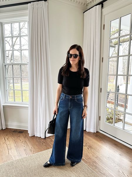 Took 3 kids for me to really figure out my mom style. I went to the gap for a pair of denim and a few tops and left with 3 pairs of jeans including this high waist wide leg and just wow - they’re SO comfortable and fit so well. And the cut of this cozy tee couldn’t be more perfect. #ad #howyouweargap

#LTKsalealert #LTKMostLoved #LTKfindsunder100