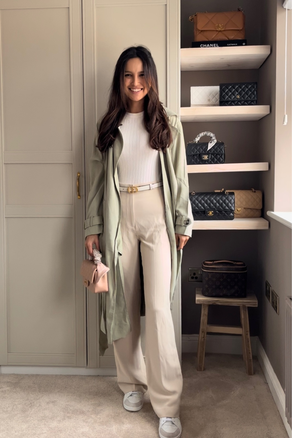 What do we think of this sage green trench coat?🥰

#LTKstyletip #LTKitbag #LTKunder50
