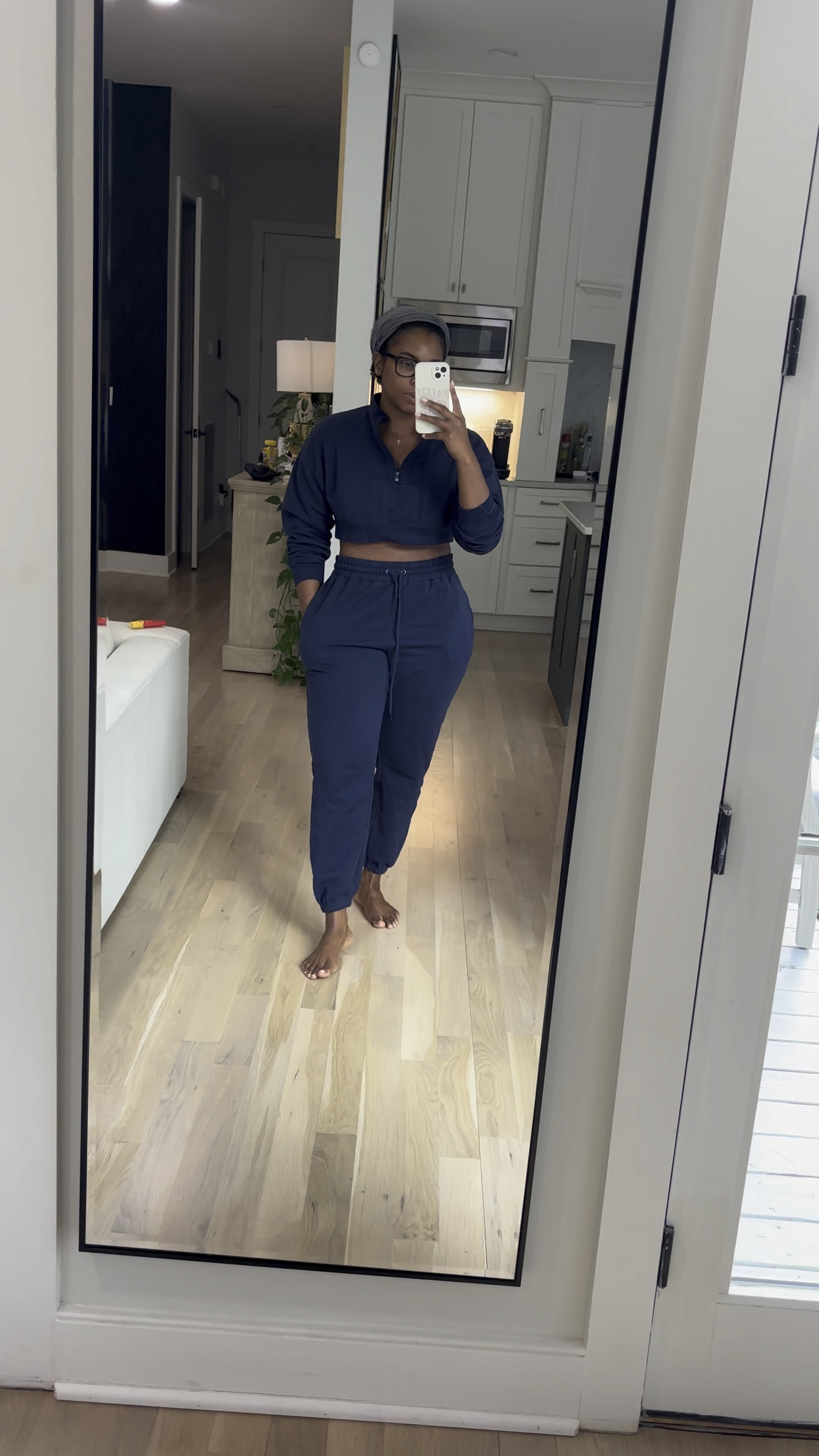 I said boohoo but I meant PLT. The sizing is the same. Also linking my cell phone case, glasses, and headband 

#LTKFindsUnder50 #LTKMidsize