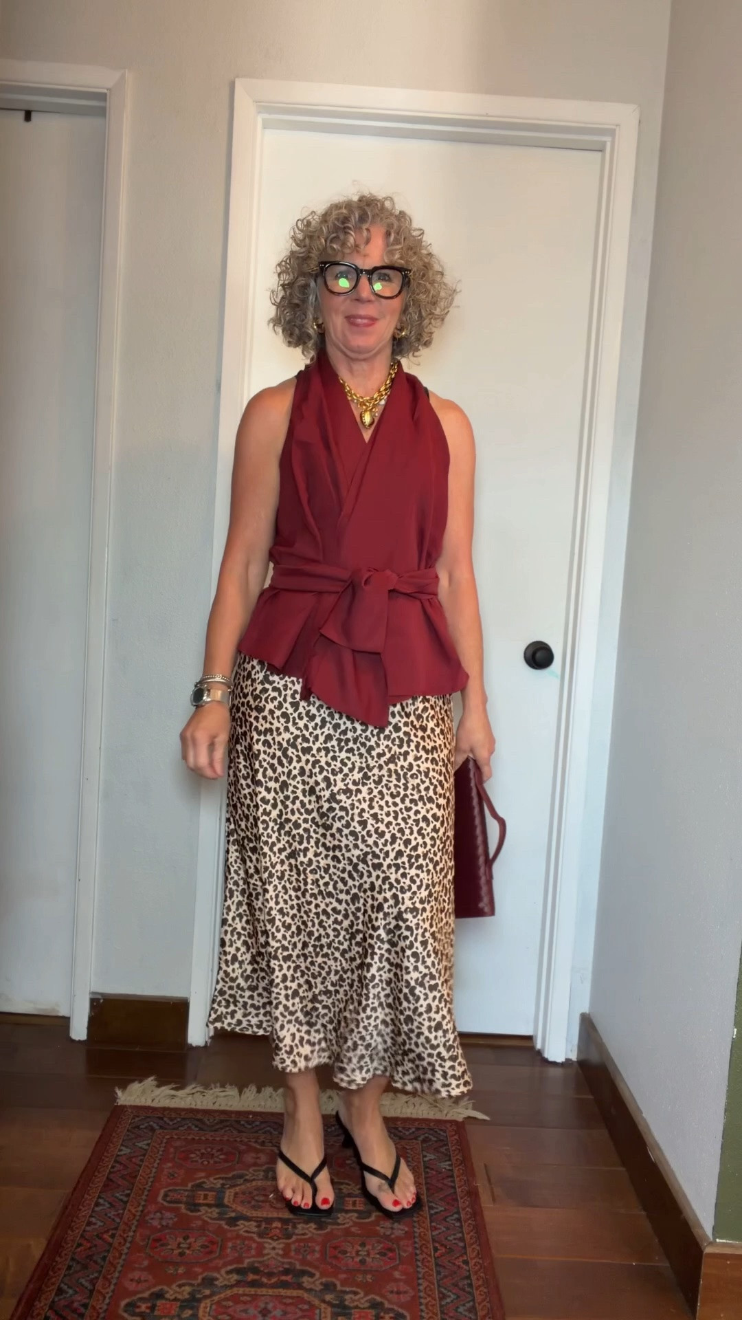 All things leopard 🐆
Small leopard skirt 
Small maroon tie blouse 
Size 4 dark jeans
Small leopard jacket
Small maroon blazer
Small red jacket 
Size 4 distressed jeans 
Sized down 1 size in white converse all other shores are tts
Small Beatles tee 
Libra sweatshirt is older