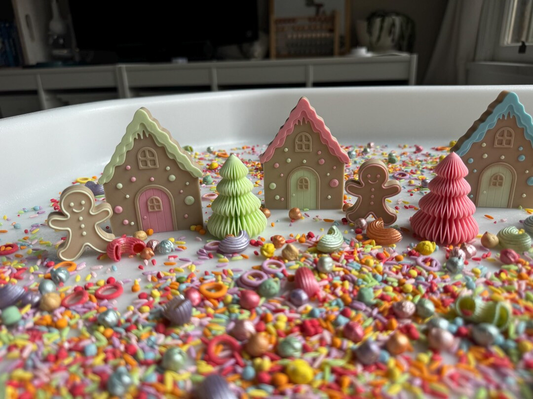 3D Printed Pastel Gingerbread Houses & Cookies • Holiday Pieces • Kids Play Scene Miniatures ... | Etsy (US)