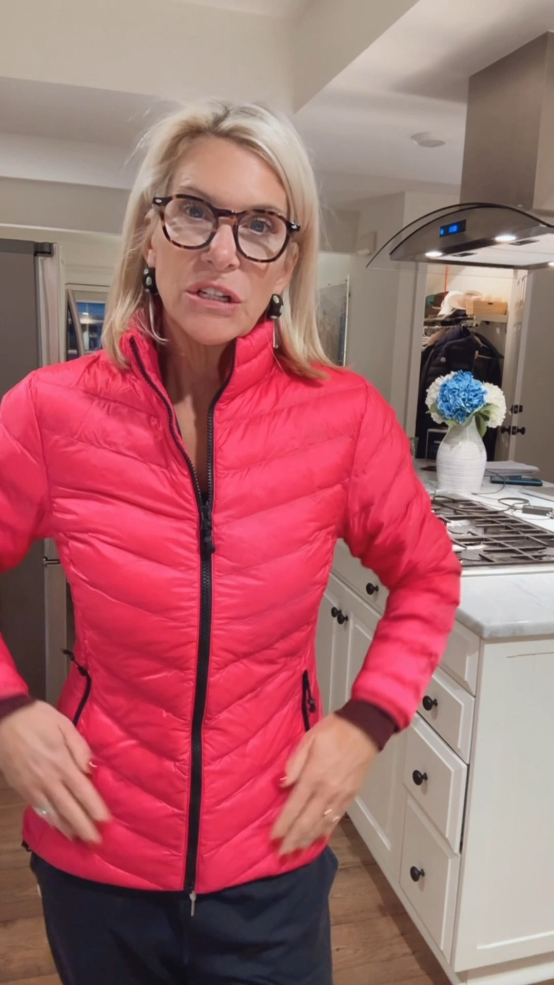 This jacket is….heated!!  A hot pink puffer that’s heated -what else do I need?

#LTKfitnessgoals #LTKSaleAlert #LTKOver40