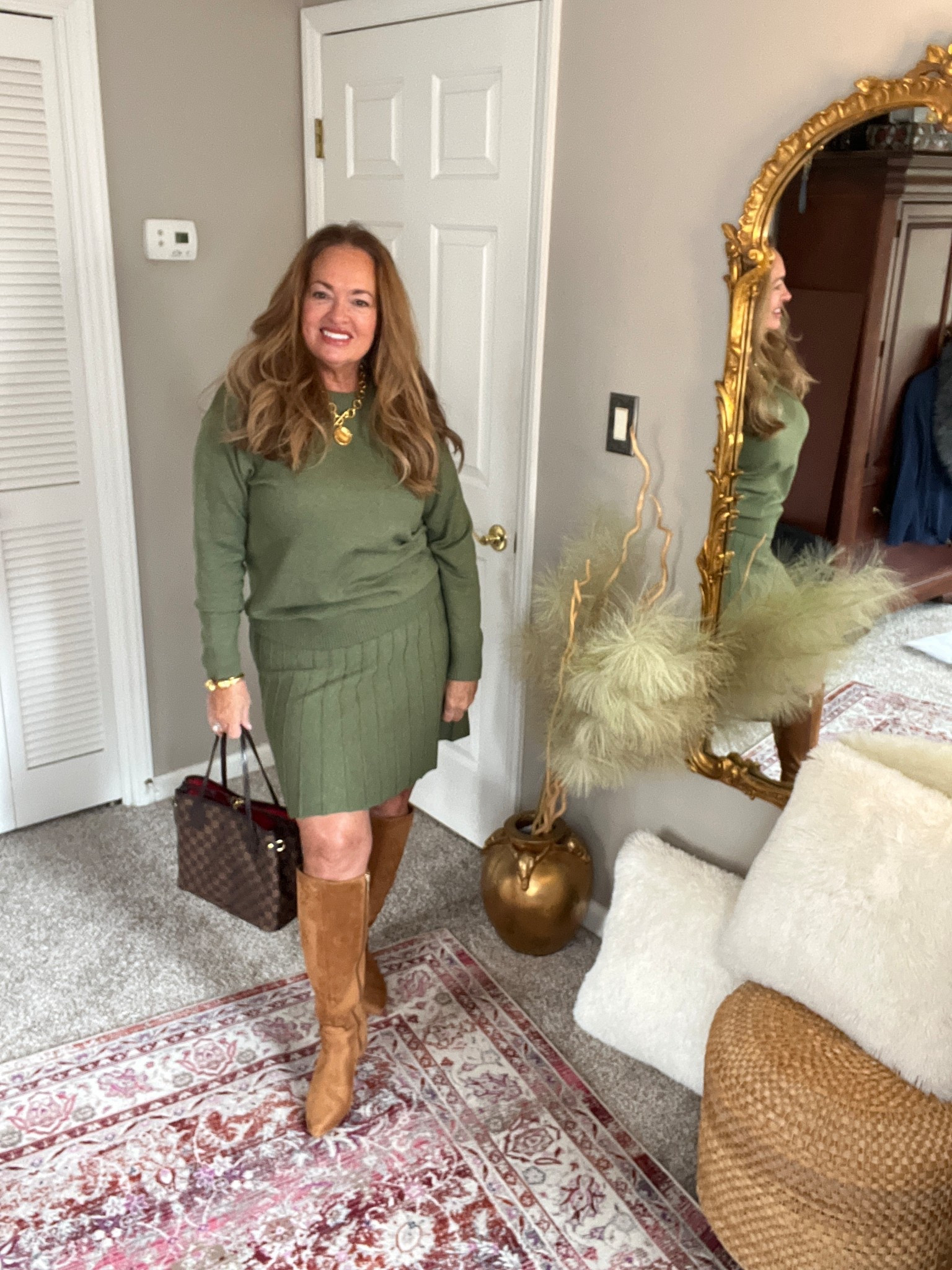 A beautiful classy 2 piece skirt set. 

#LTKgrwm #LTKdayinmylife #LTKGiftGuide