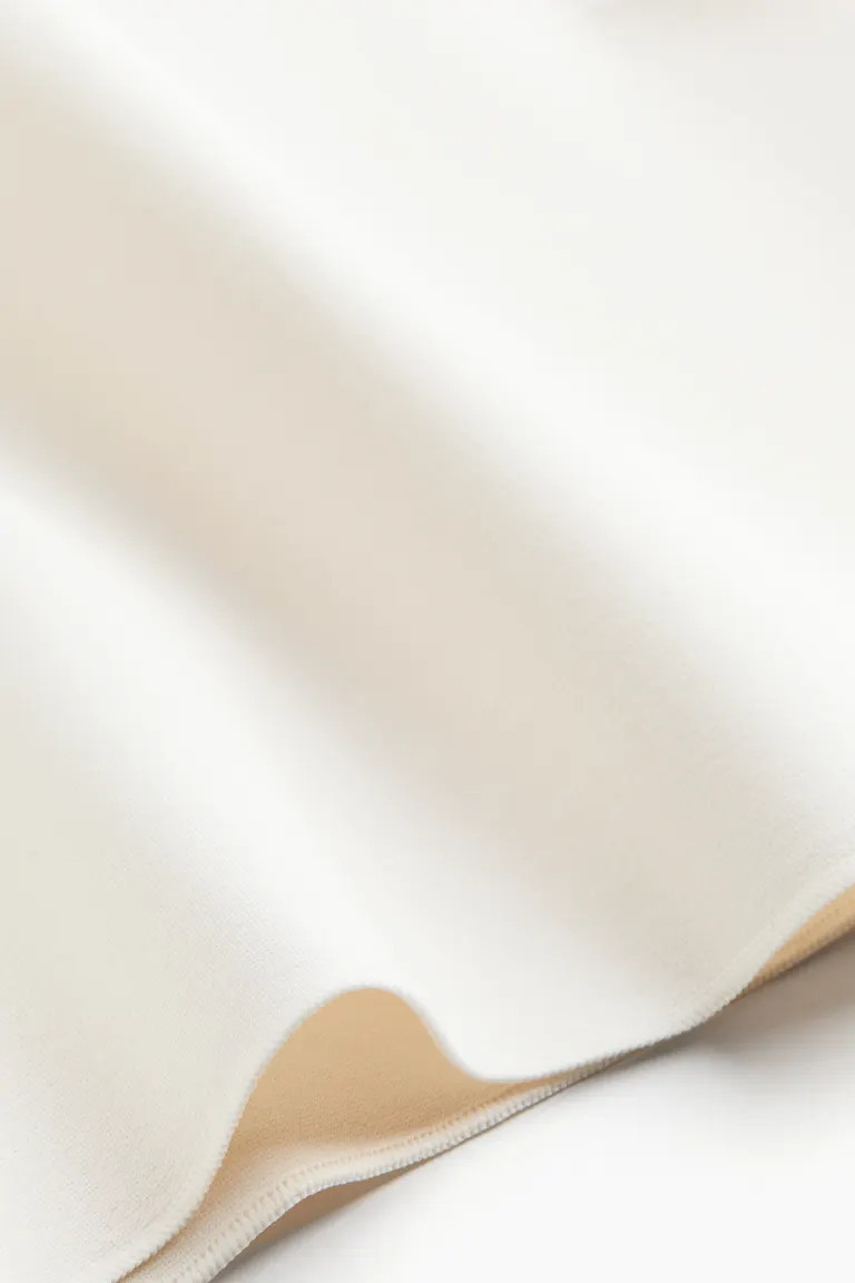 Cropped vest top | H&M (UK, MY, IN, SG, PH, TW, HK)