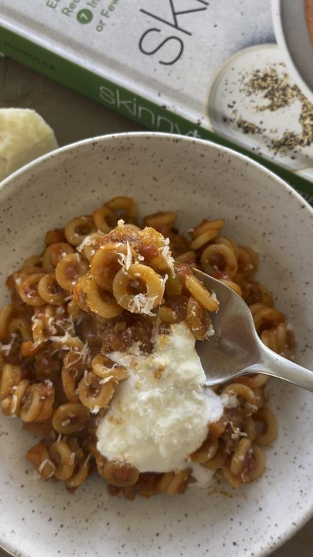 Instant Pot Healthier Spaghetti O’s from the Skinnytaste Simple Cookbook is one of my most popular, kid friendly recipes! I’m linking the pasta, marinara sauce and my instant pot if you don’t have one!

#LTKhome #LTKkids #LTKfindsunder50