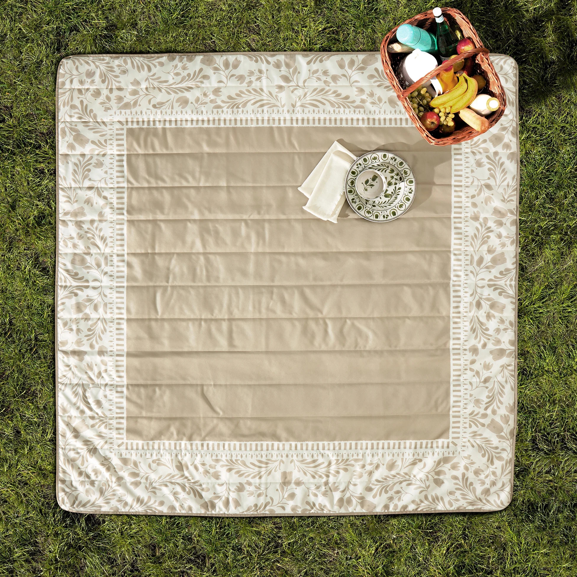 Better Homes and Gardens Picnic Blanket, 72 x72, Beige - Walmart.com | Walmart (US)