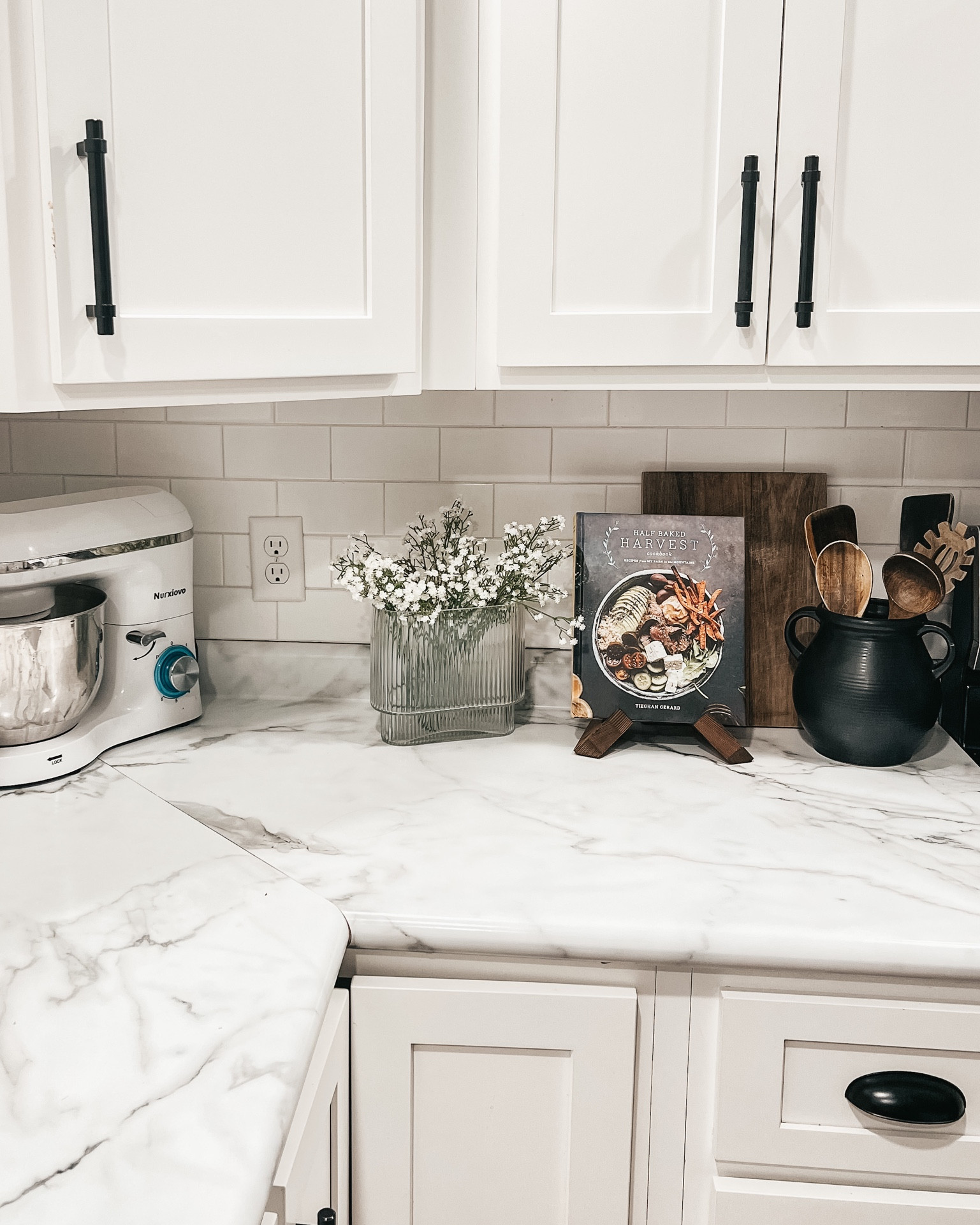 Amazon kitchen decor, Walmart kitchen decor, home decor finds, vase, cookbooks, kitchen counter decor, amazon home finds, amazon style, amazon must haves. 





Luggage, vacation, outfits lounge, set sweater, dress, wedding dress, home decor, cocktail dress, winter outfit, new years eve outfit, nye outfit 

#LTKhome #LTKsalealert #LTKSeasonal