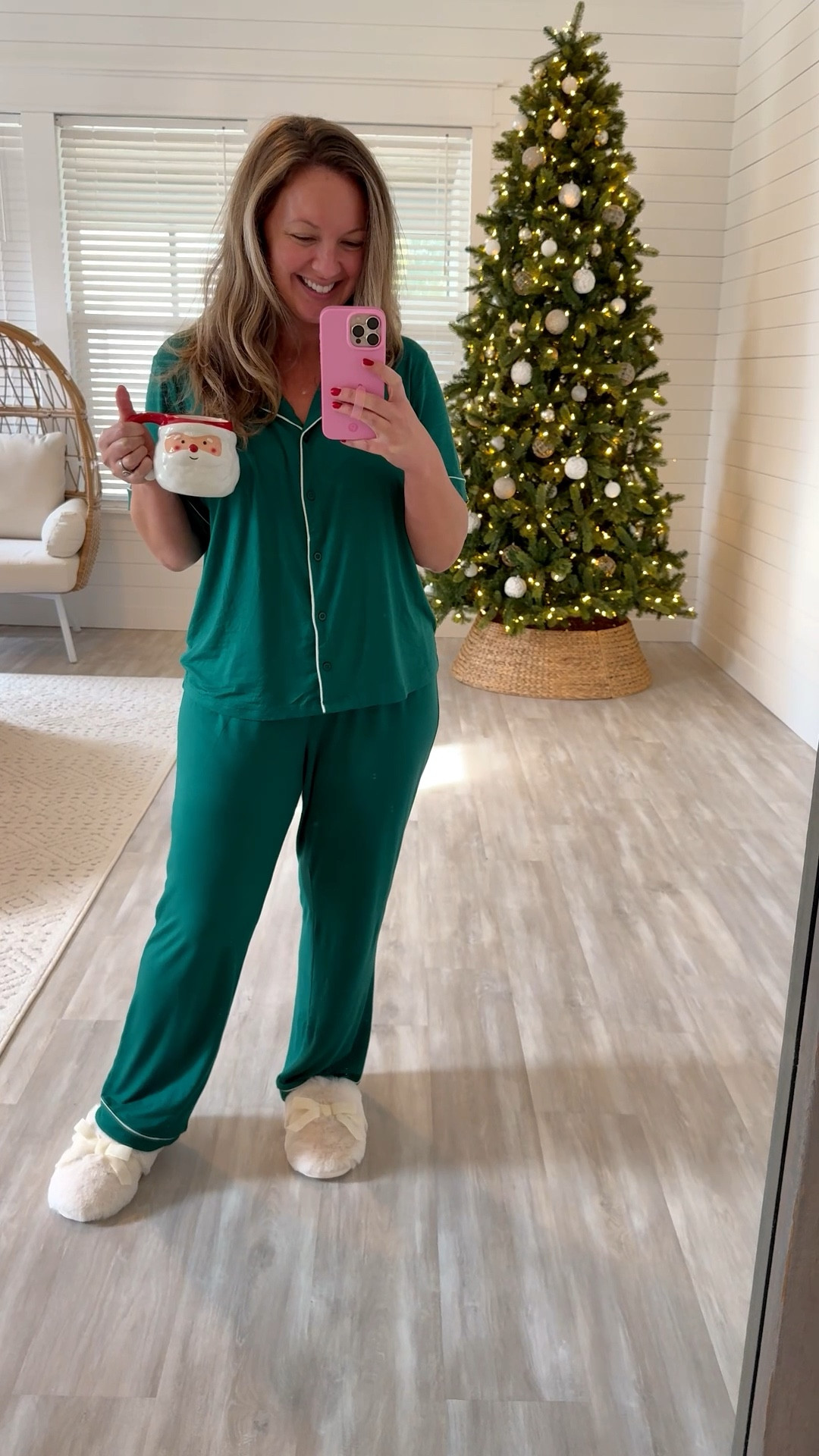 Loving these new pajamas from @oldnavy ! I sized up one size to a Large for a roomy fit (I like my pjs oversized not tight!) I am 5’5” size 8/10 typically! Love all the fun colors they come in! These are the best fabric and so comfy! Also available in long sleeve too!

Old navy pajamas, pjs , women’s pajama set, Christmas pajamas, old navy Sunday sleep pajamas, old navy #oldnavy

#LTKHoliday #LTKSeasonal #LTKmomlife