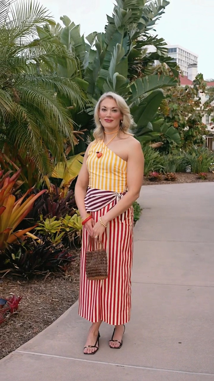 I never met a stripe I didn’t like and this beach striped dress checks all the boxes

#LTKootd #LTKTravel #LTKSeasonal