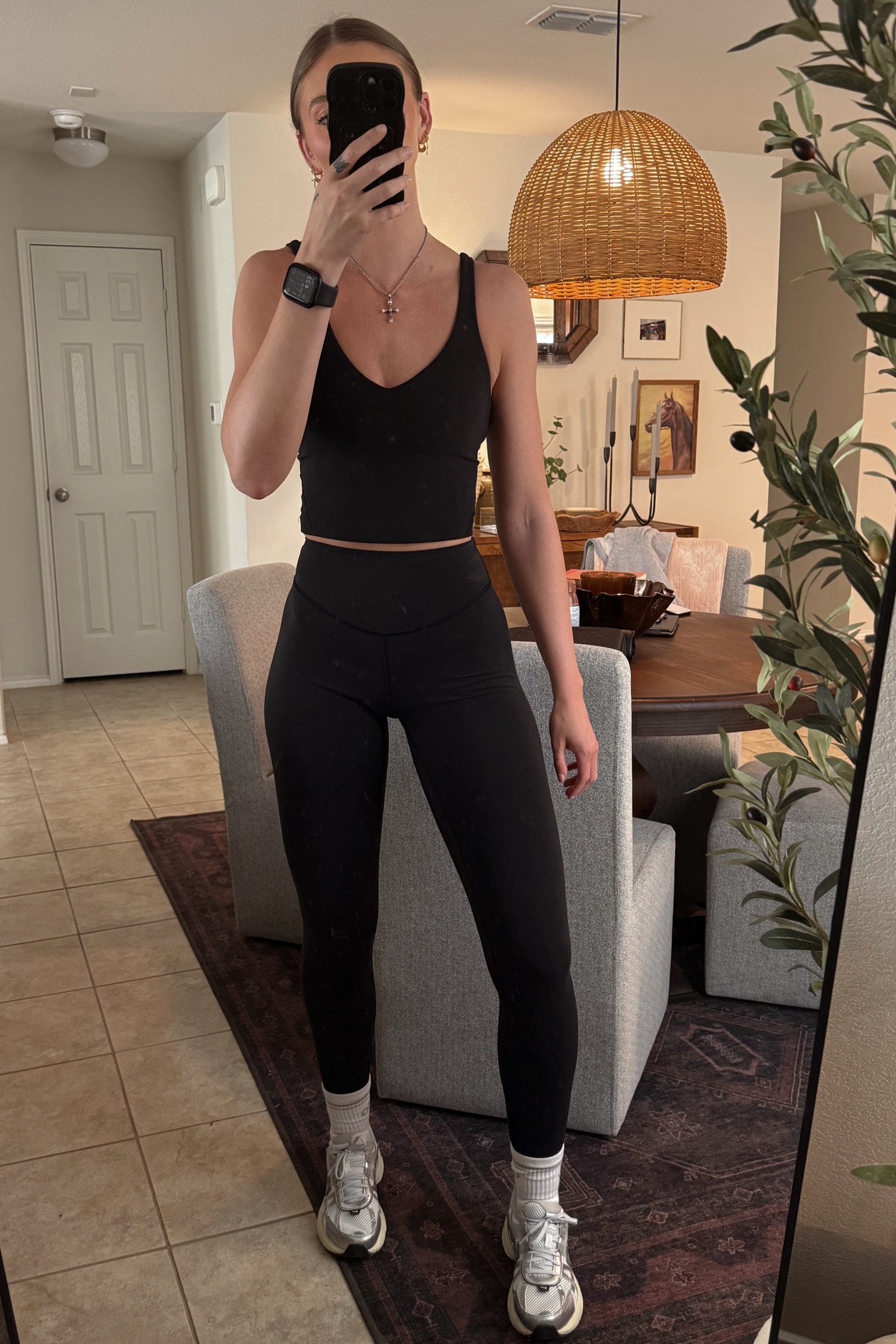 Gym ootd from yesterday! Wearing a size 4 tank and 4 leggings! Shoes run tts! #morganiverson #workout #active #fitness #gym #ootd

#LTKActive #LTKFitness