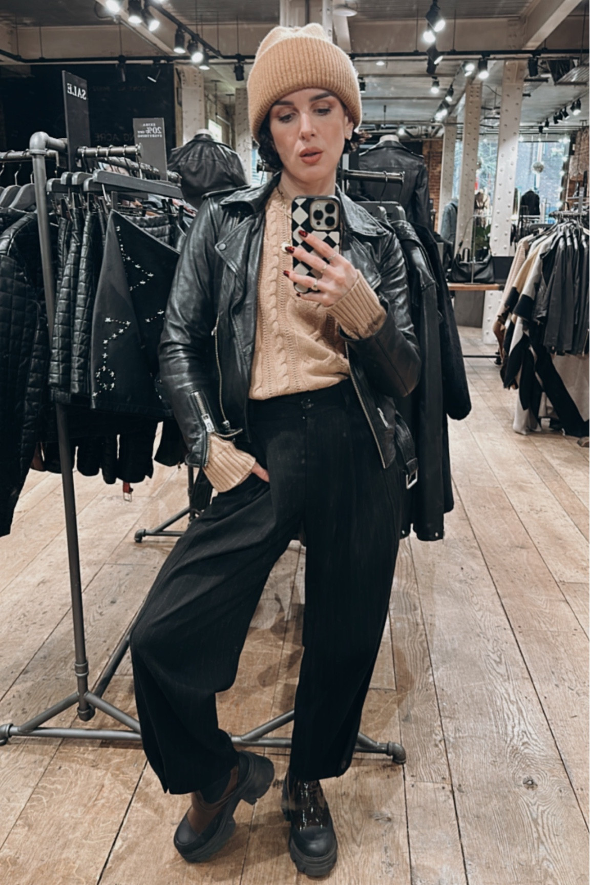 My every day outfit in London 🇬🇧🖤

London style | street style | all saints | winter fashion | winter style | style inspo | ootd

#LTKstyletip #LTKSeasonal