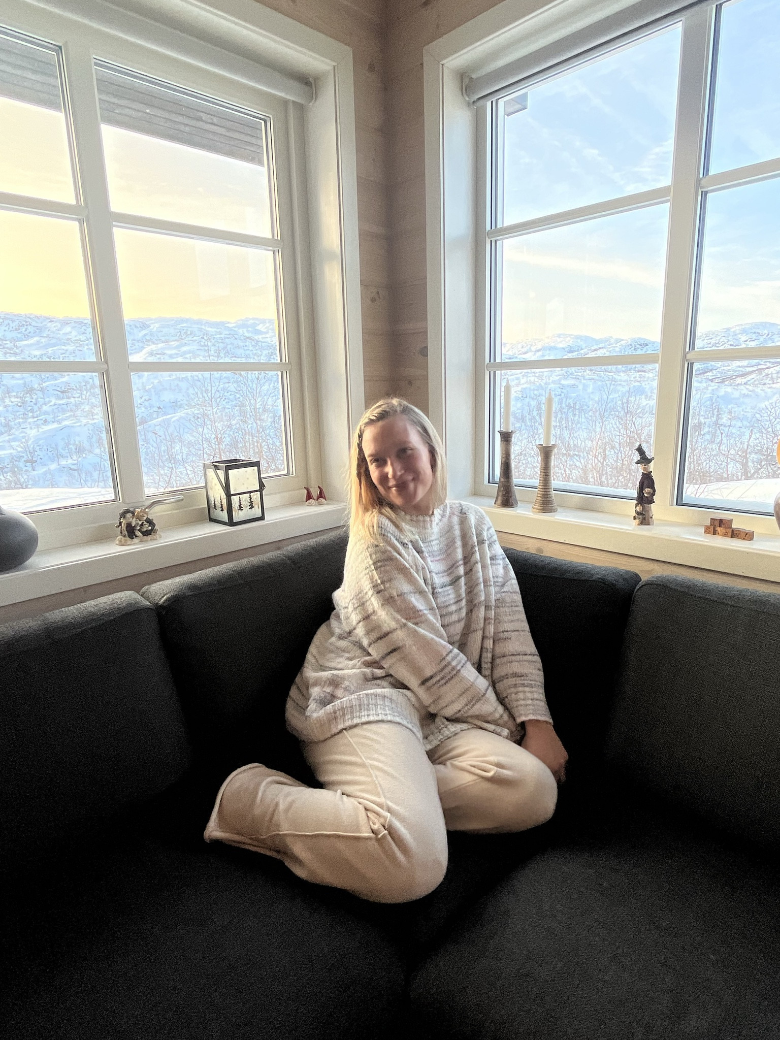 Cozy around the house lounge set 🤍 
Amazon finds ✨
This is my favorite outfit I wear it literally all the time! 

#LTKSeasonal #LTKHoliday #LTKfindsunder100