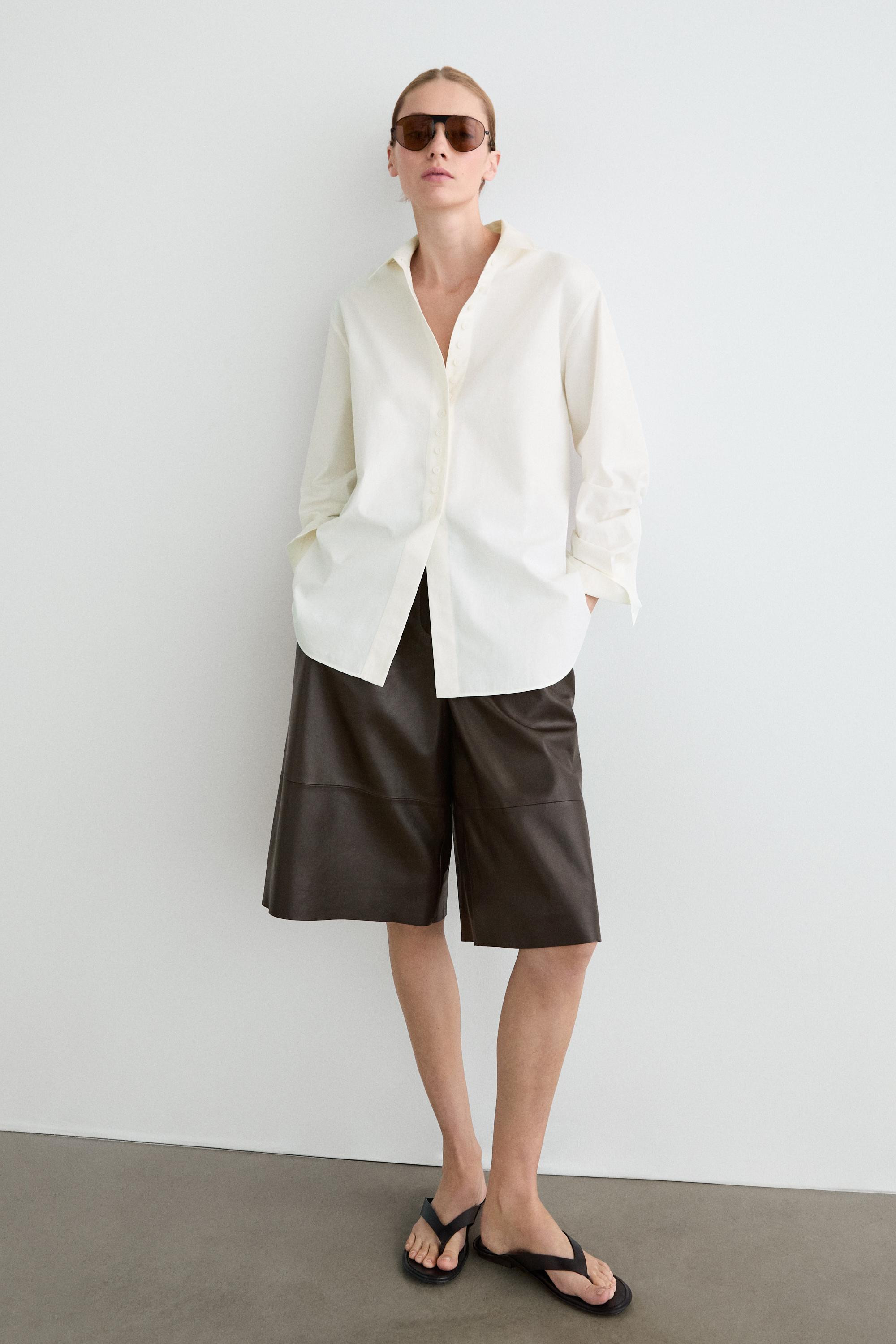 Hemd aus reiner Baumwolle mit Knopfdetails | Massimo Dutti DE