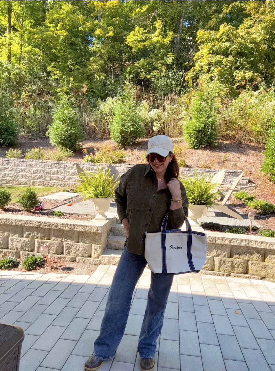 This Corduroy shacket is the most gorgeous olive green. @llbean 

ll bean l shacket l fall l fall outfit  

 