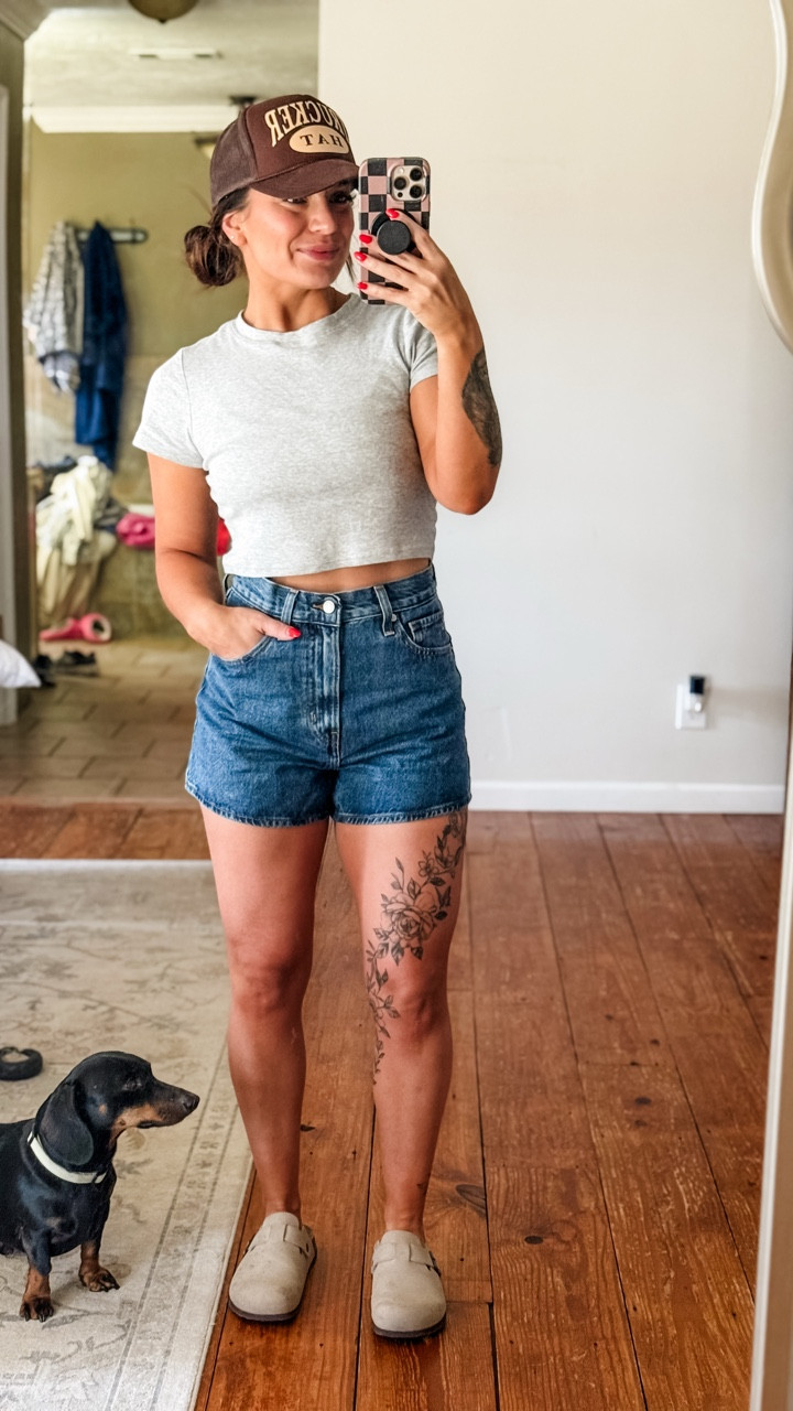 The perfect shorts for my thick thigh girlies 😍

#LTKPetite #LTKootd #LTKSeasonal