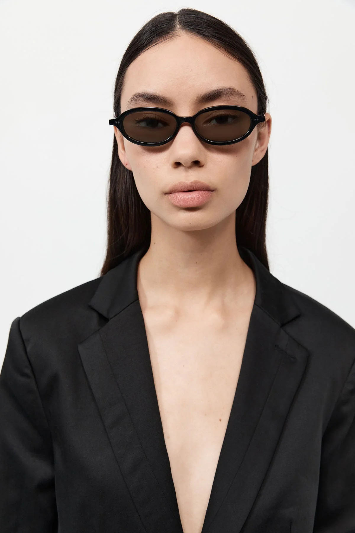 90s Slim Oval Sunglasses - Black | St. Agni (US, UK, EU)
