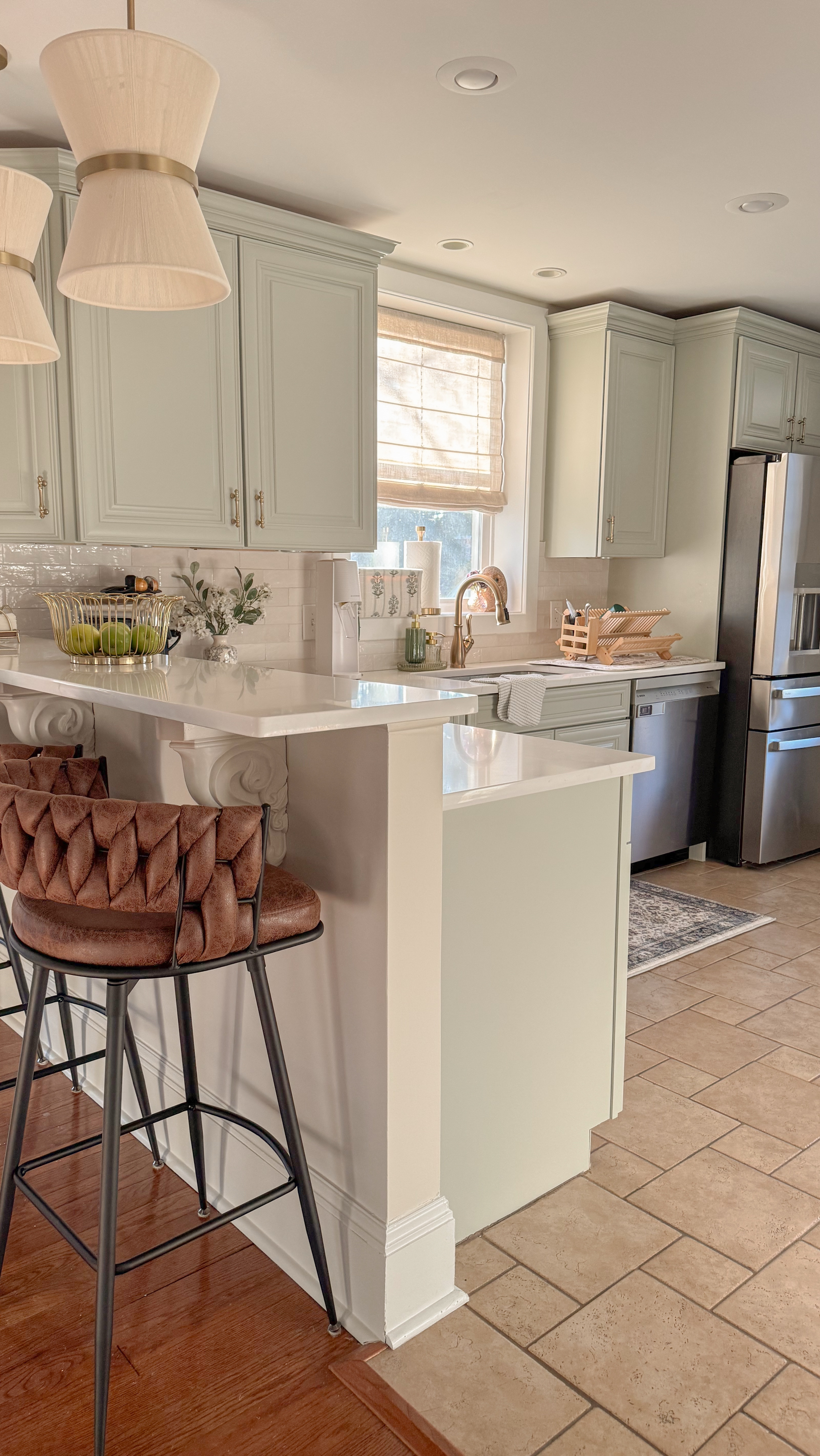Our client couldn’t stand the floor.
And honestly? We got it.

But instead of tearing it out, we focused on everything around it—
✔️ fresh cabinet paint by @pjaservices 
✔️ new backsplash + counters
✔️ updated hardware & fixtures

The result?
A kitchen where the floor feels so much more tolerable—and the space finally feels cohesive.

✨ Proof that smart design choices can change how you see what you already have.
