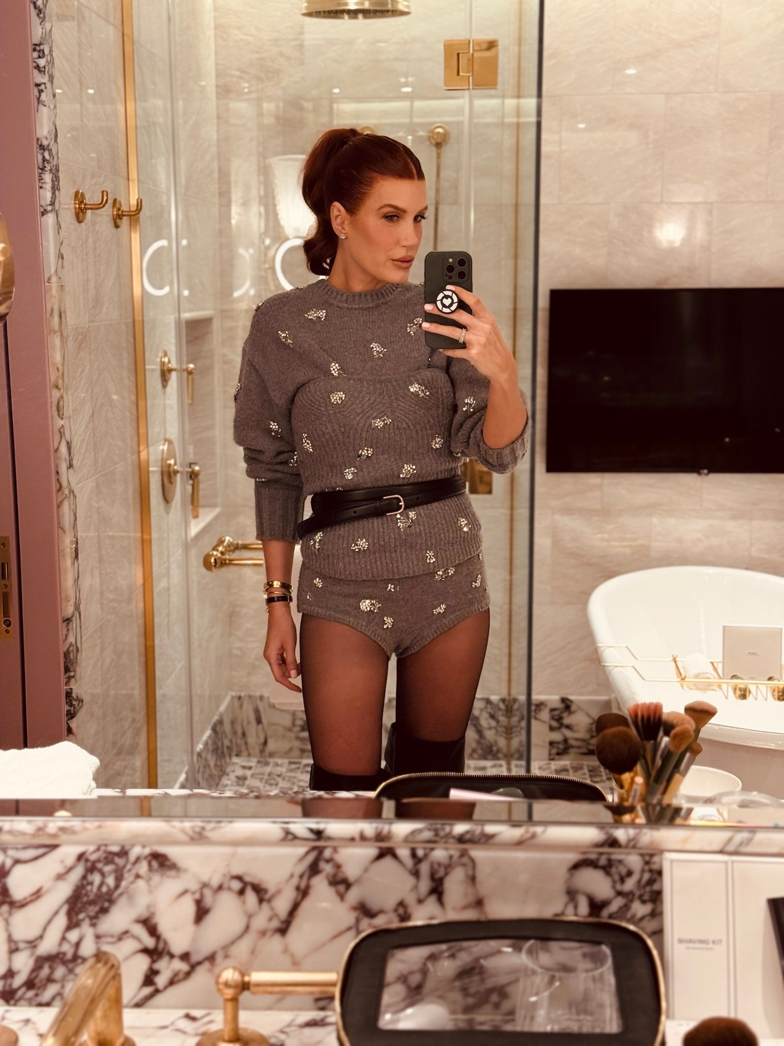 Wearing @Simkhai for tonight’s party look✨

#LTKNYFW