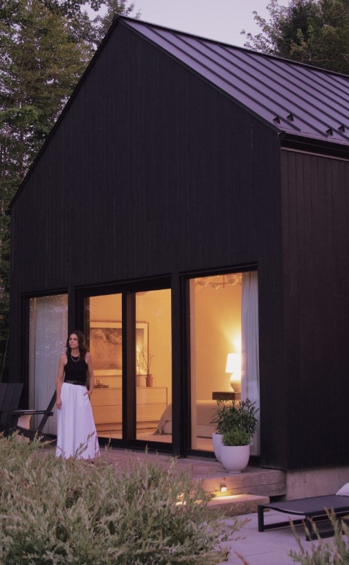 White skirt 
Summer outfit 
Capsule wardrobe 



#LTKFindsUnder100 #LTKOver40