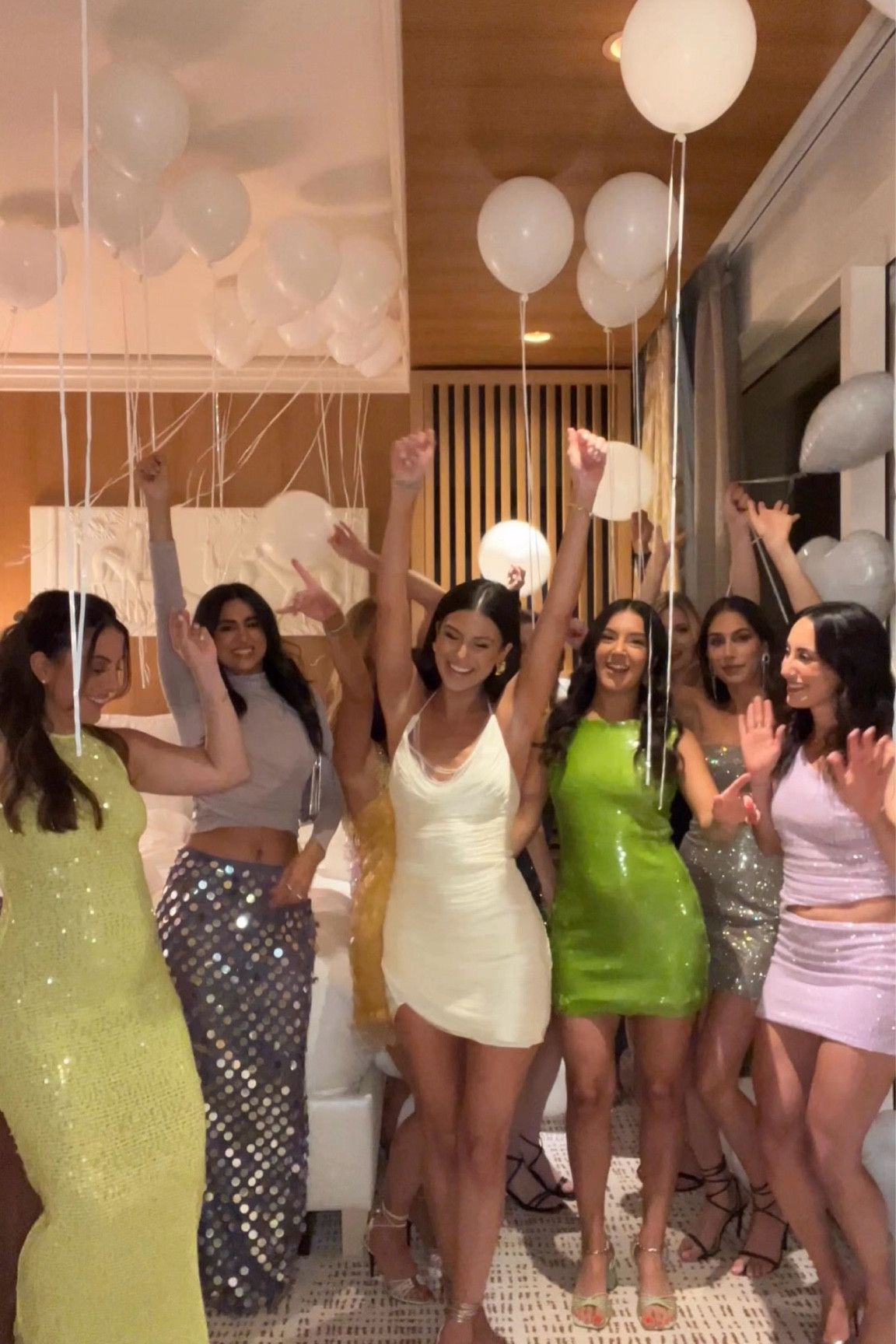 glitz & glam outfits 

#LTKWedding #LTKParties