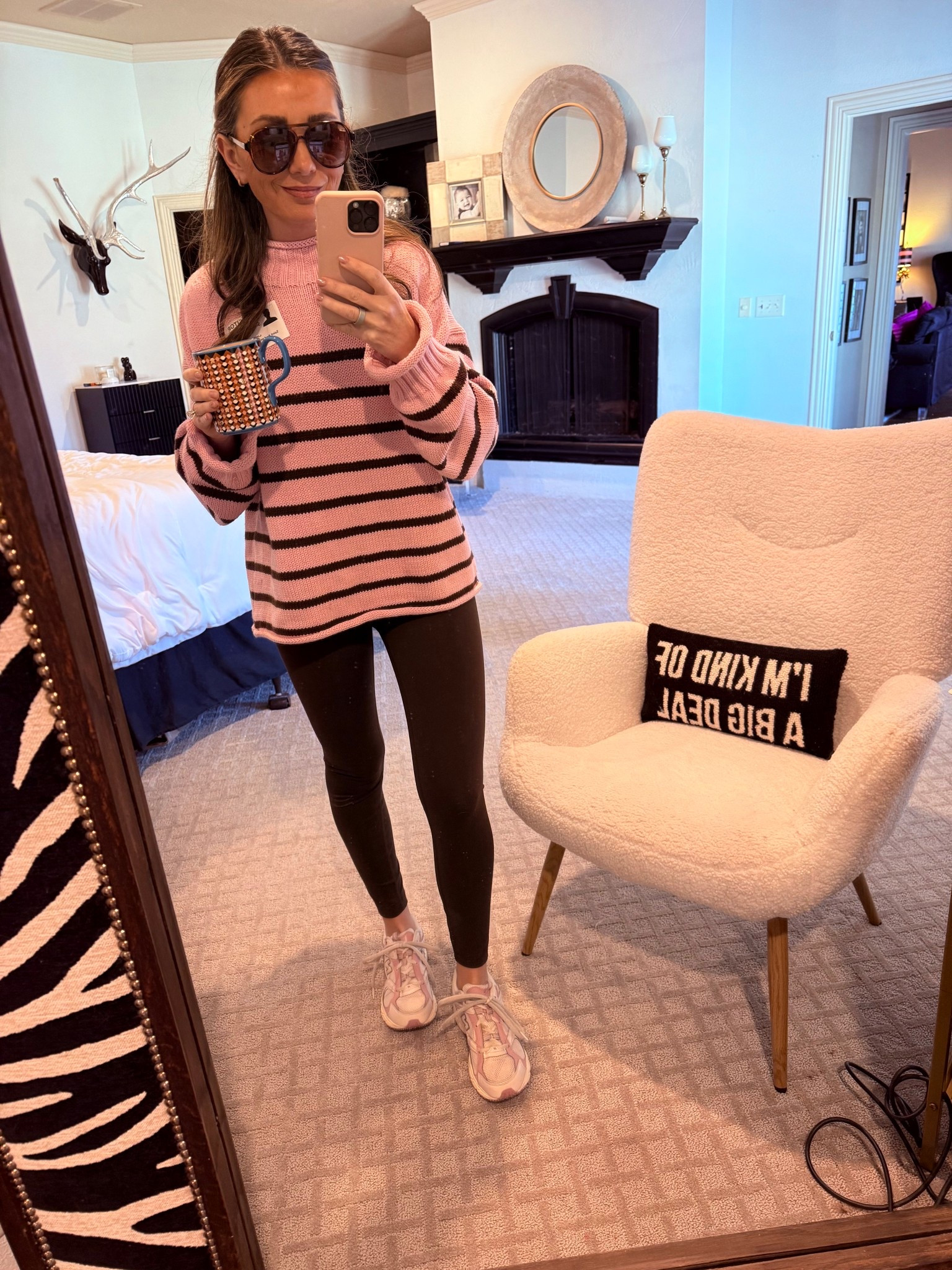 🩷🤎🩷🤎

Sweater: small
Leggings: 4

Athleisure
Mom outfit
J crew
New balance
Pink new balance


#LTKOver40 #LTKPetite #LTKdayinmylife