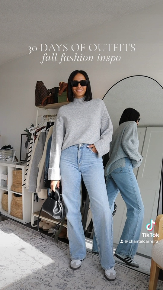 Medium sweater 
Size 6 jeans 

#LTKSeasonal #LTKstyletip #LTKshoecrush