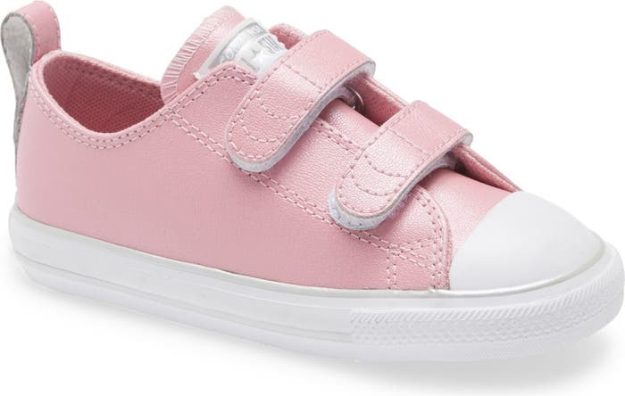 Chuck Taylor® All Star® 2V Sneaker | Nordstrom