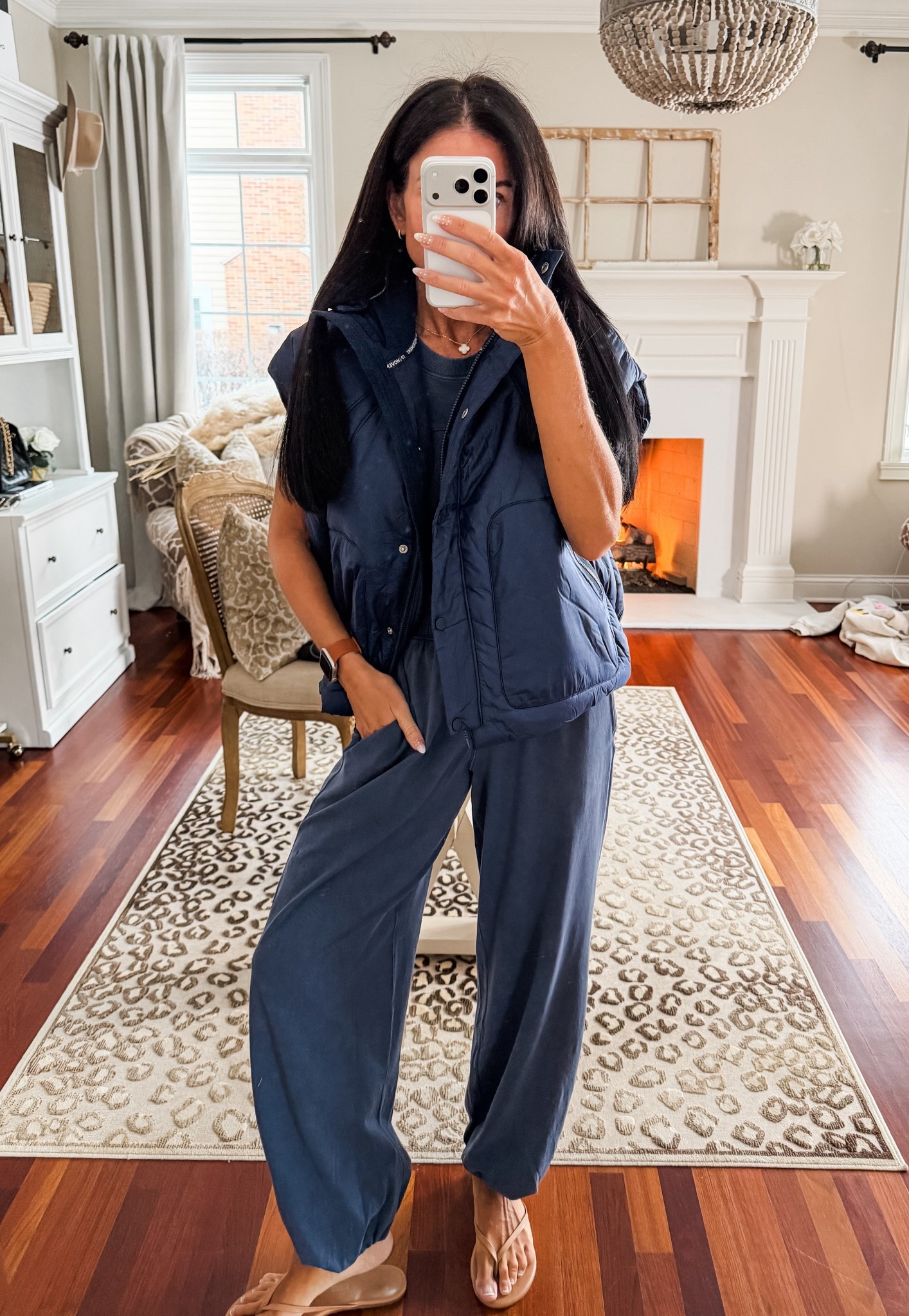 This vest is actually on major sale right now! Wearing smalls 

#LTKSaleAlert #LTKmomlife #LTKootd