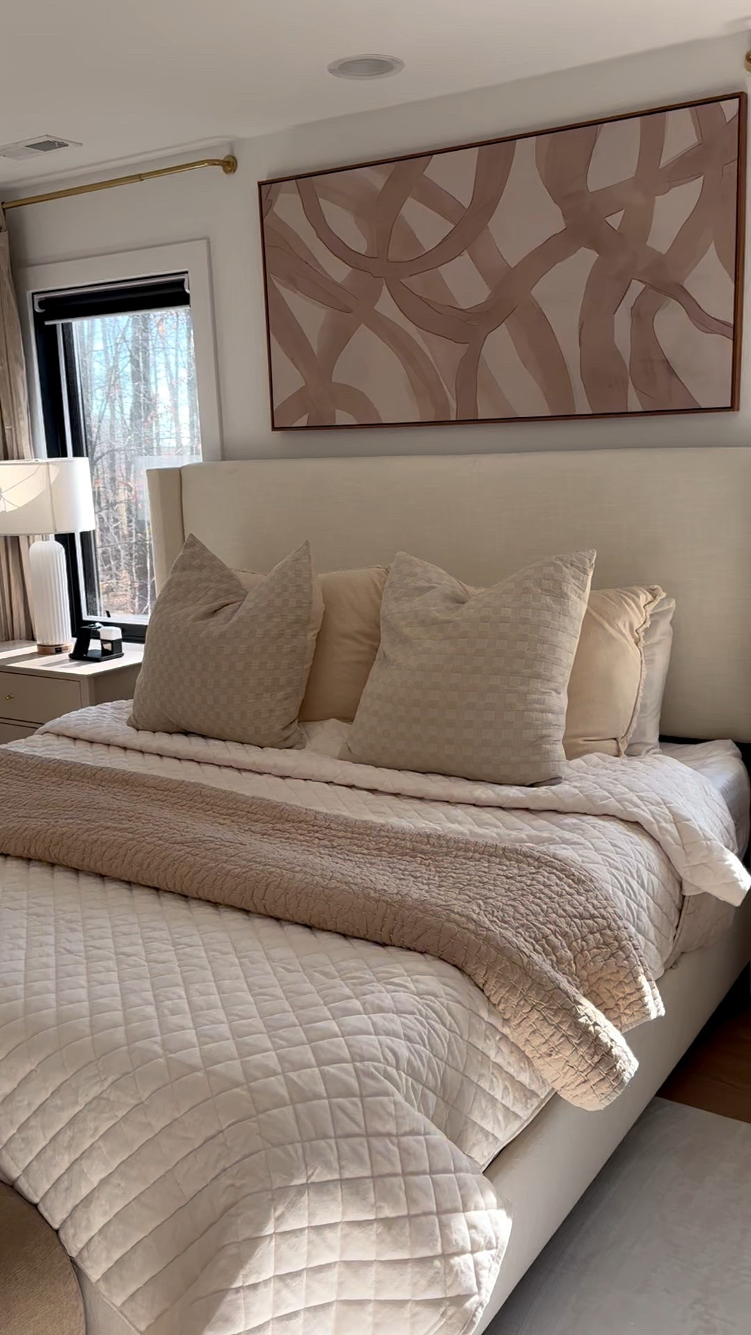 Velvet quilt and neutral bedding from Target

#LTKHome #LTKSeasonal #LTKHoliday