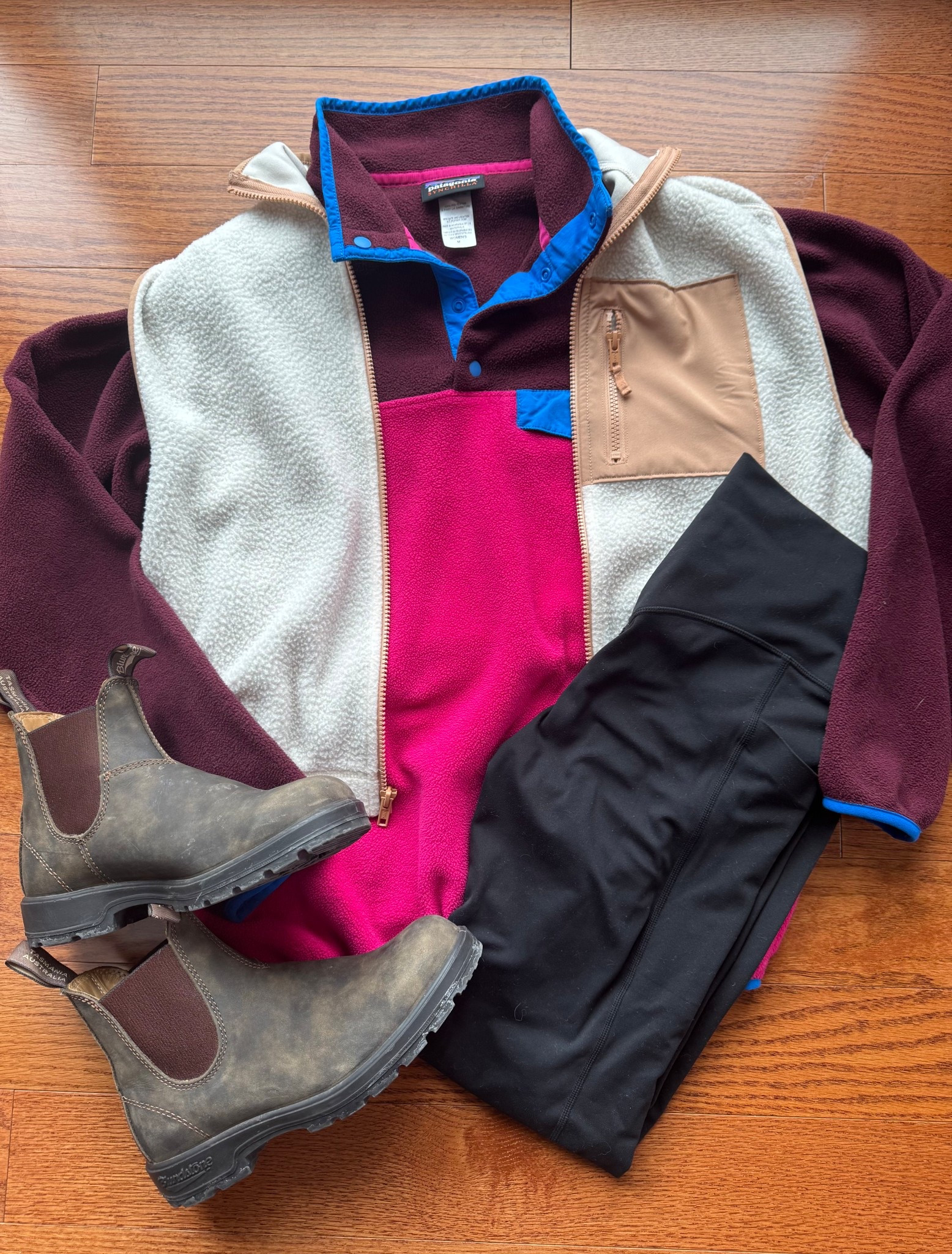 Cute and casual outfit! I thrifted the top from Depop (Patagonia Synchilla Fleece) and the vest is from Kohls but they no longer have it available


#LTKPetite #LTKShoeCrush #LTKSeasonal