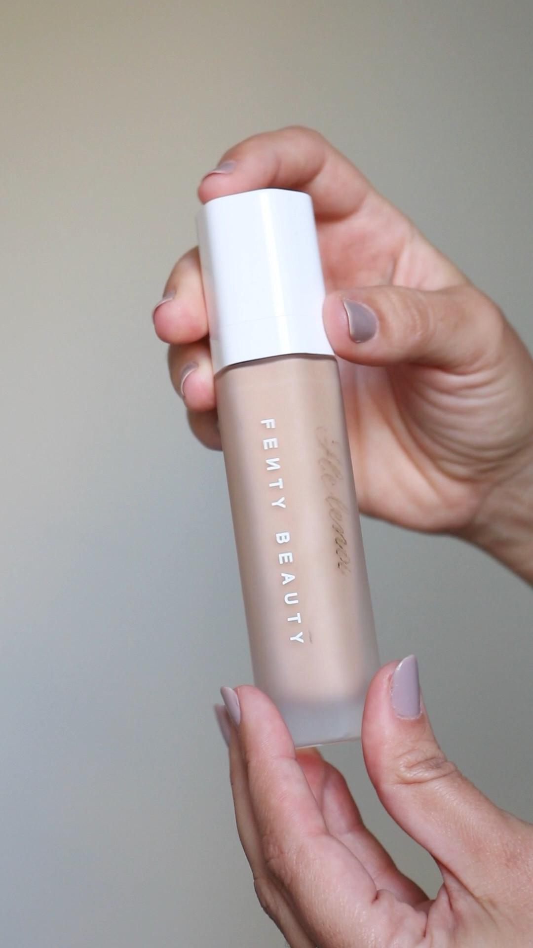 Base Soft’Lit Fenty Beauty - cor 190

#LTKbeauty #LTKbrasil