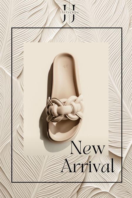 New at H&M
Tap the bell above for all your affordable and on trend finds ♡

sandals, neutrals, spring ootd, summer ootd, summer outfit, spring outfit, chic, neutral , summer ootd, spring ootd 

#LTKworkwear #LTKover40 #LTKSeasonal