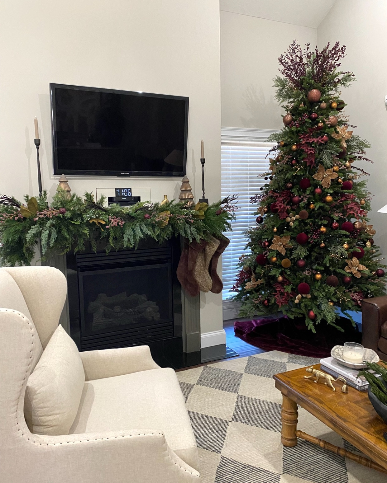 Happy December! Hope you had a wonderful Thanksgiving! Ours was great, it was good to see family and friends and of course eat all the good food! Have you finished decorating? I have finished and it feels so good to have it done. I love to sit and stare at my gorgeous tree from @kingofchristmas. I can’t get enough. @kingofchristmas really makes beautiful trees! Between Black Friday and Cyber Monday I have done a lot of online shopping. I couldn’t pass up some of these deals. But I may have bought way too much for myself though.😂 Hope you have a great night and hope you score some great deals too! #kingofchristmas #ad #gifted 

#LTKSaleAlert #LTKSeasonal #LTKHome