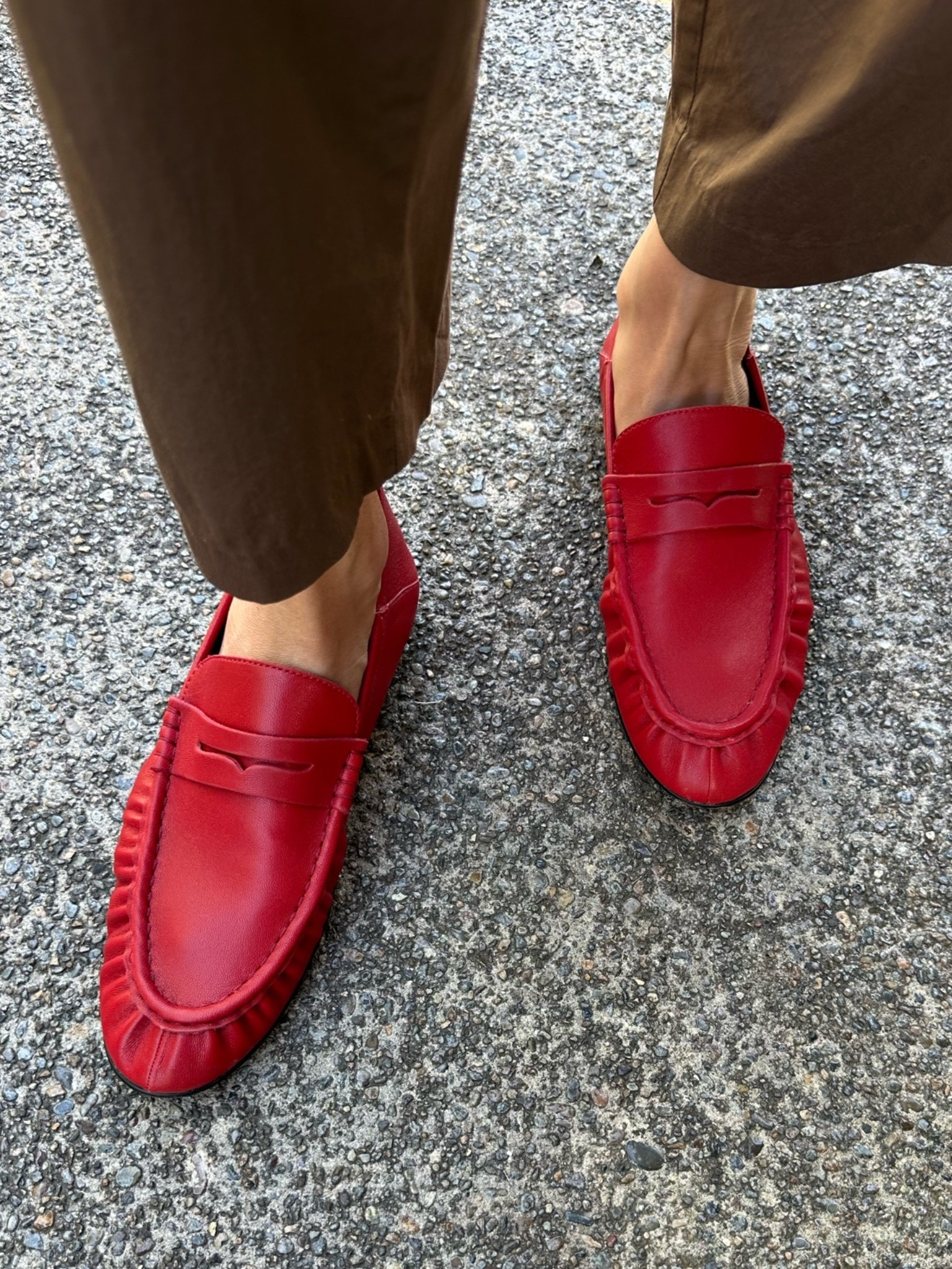 Steve Madden Red Loafers - SOO comfy and ON SALE! I sized up have to a 10. These are super soft leather and quality! 
.
.
#loafers