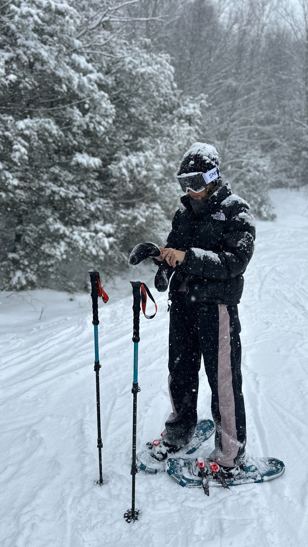 Snowshoeing today ❄️ in my winter warmest 💪

#LTKfitnessgoals #LTKmomlife #LTKootd