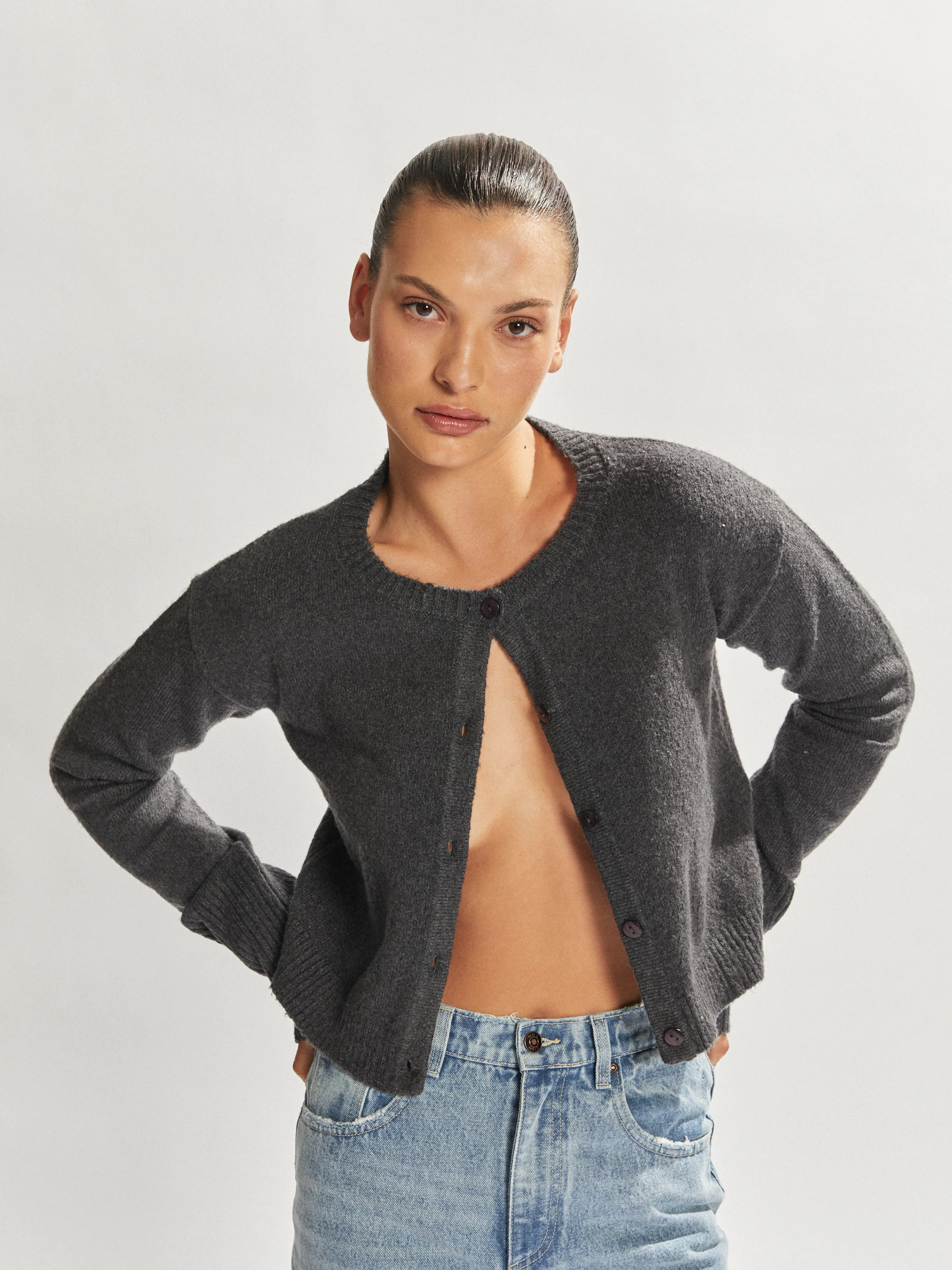 Rayne Cardigan Charcoal | One Mile