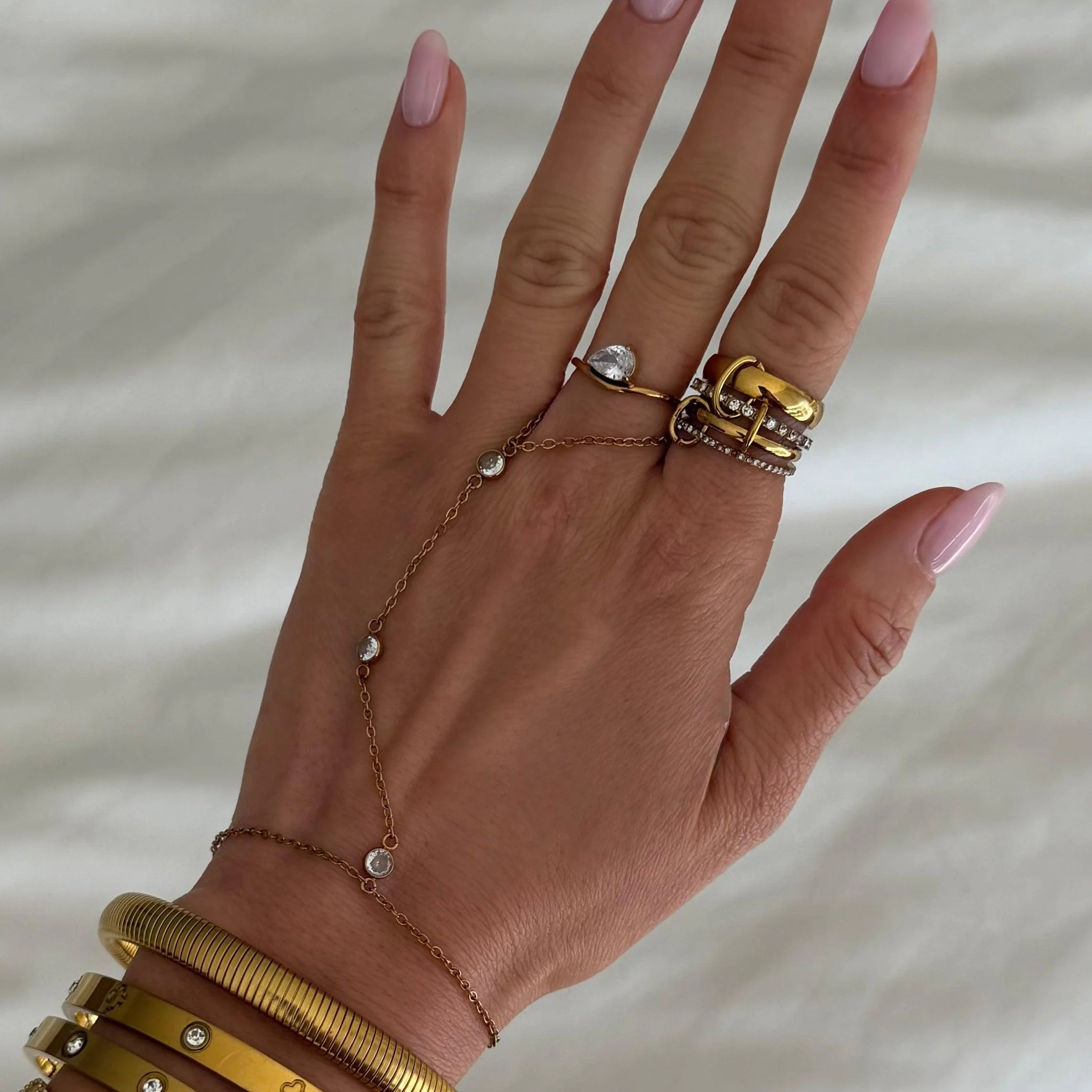 Viral Hand Chains: Anti Tarnish Waterproof | Evry Jewels
