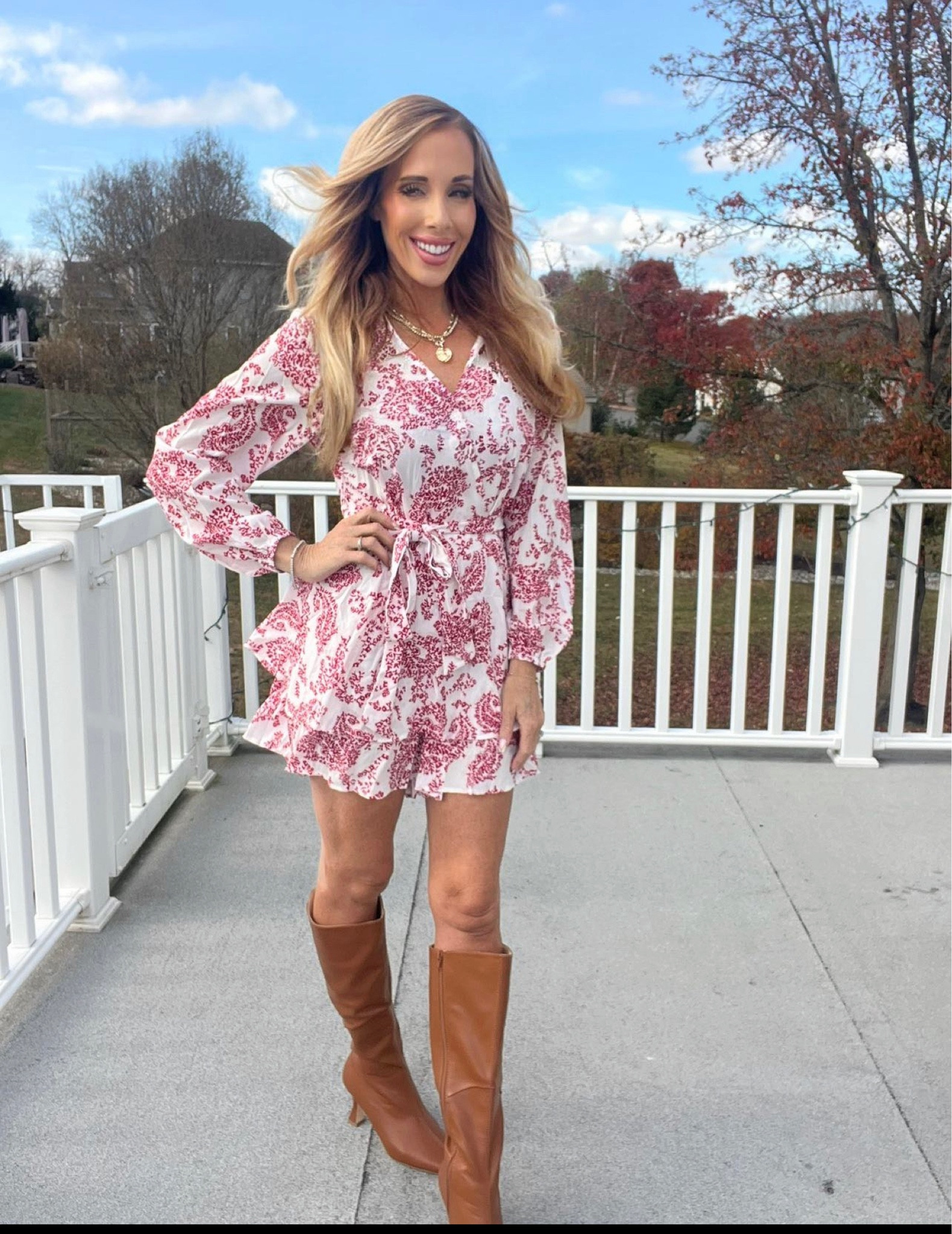 Pretty holiday ruffle romper ❤️💕💕

#LTKParties #LTKHoliday #LTKStyleTip