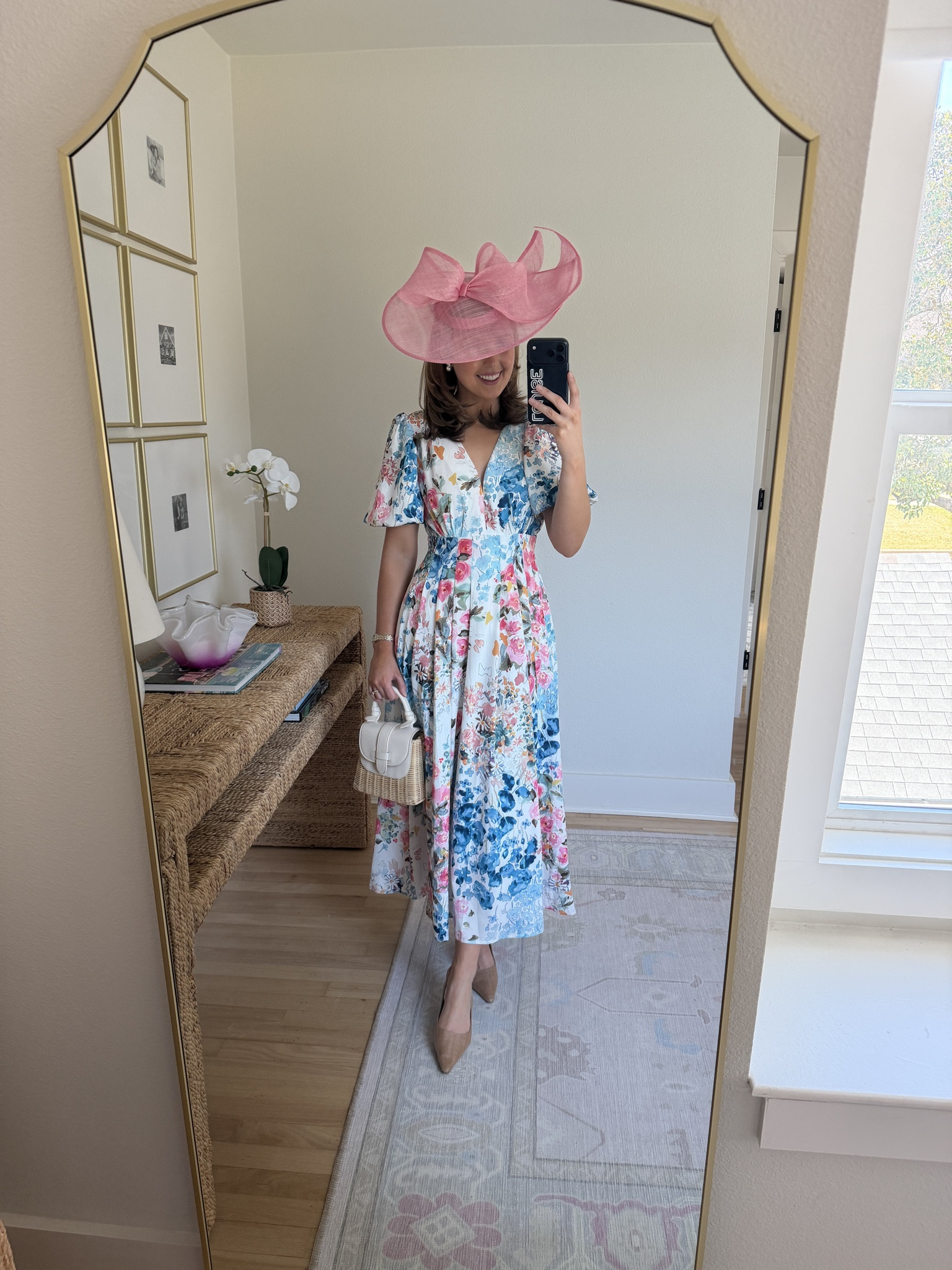 Kentucky derby outfit idea! Wearing a S in dress 