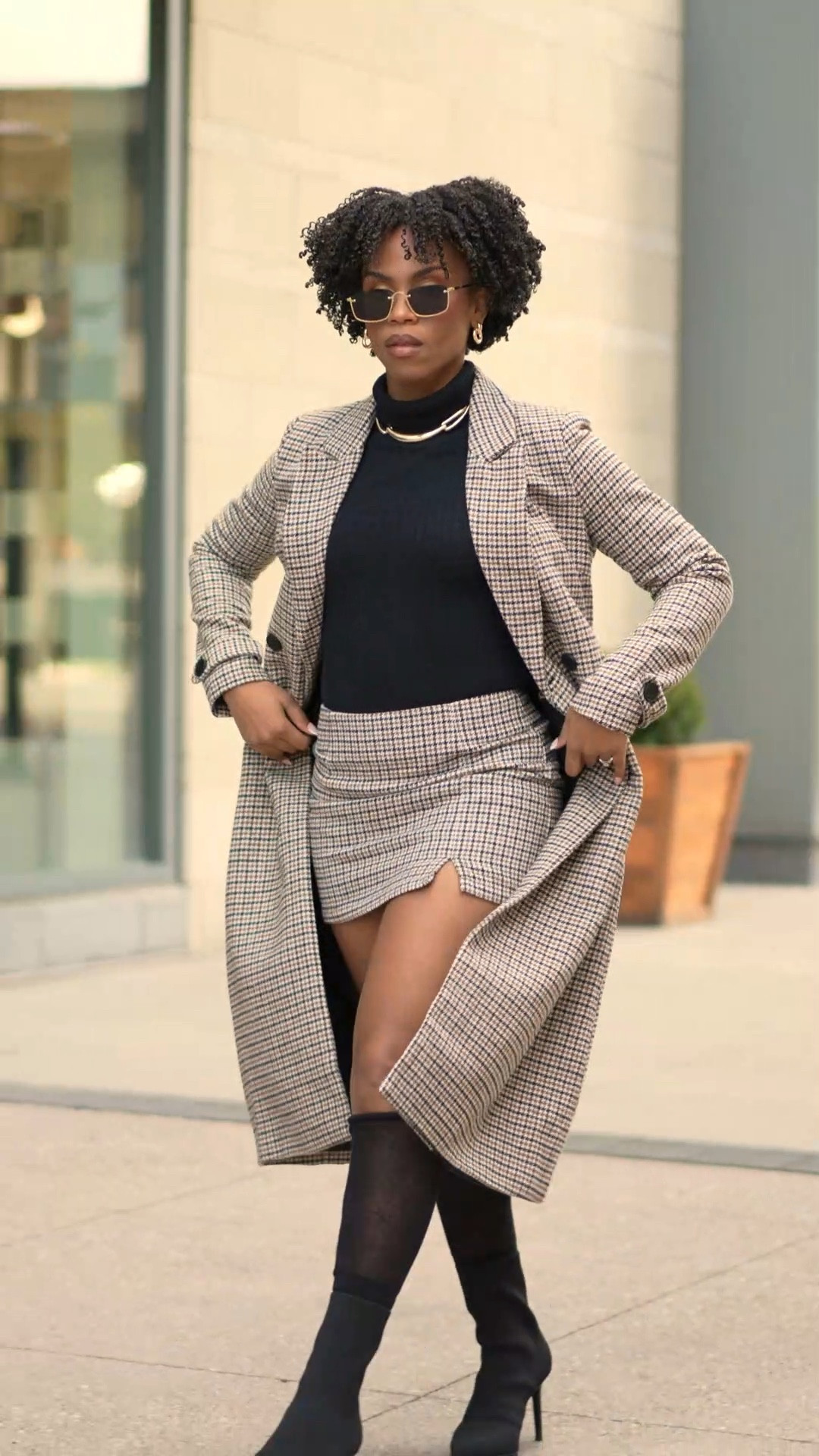 Cute jacket/skort set from Windsor + similar accessories ☺️🫶🏽


#winterfashion #windsor #trenchcoat 

#LTKGiftGuide #LTKFindsUnder100 #LTKSeasonal