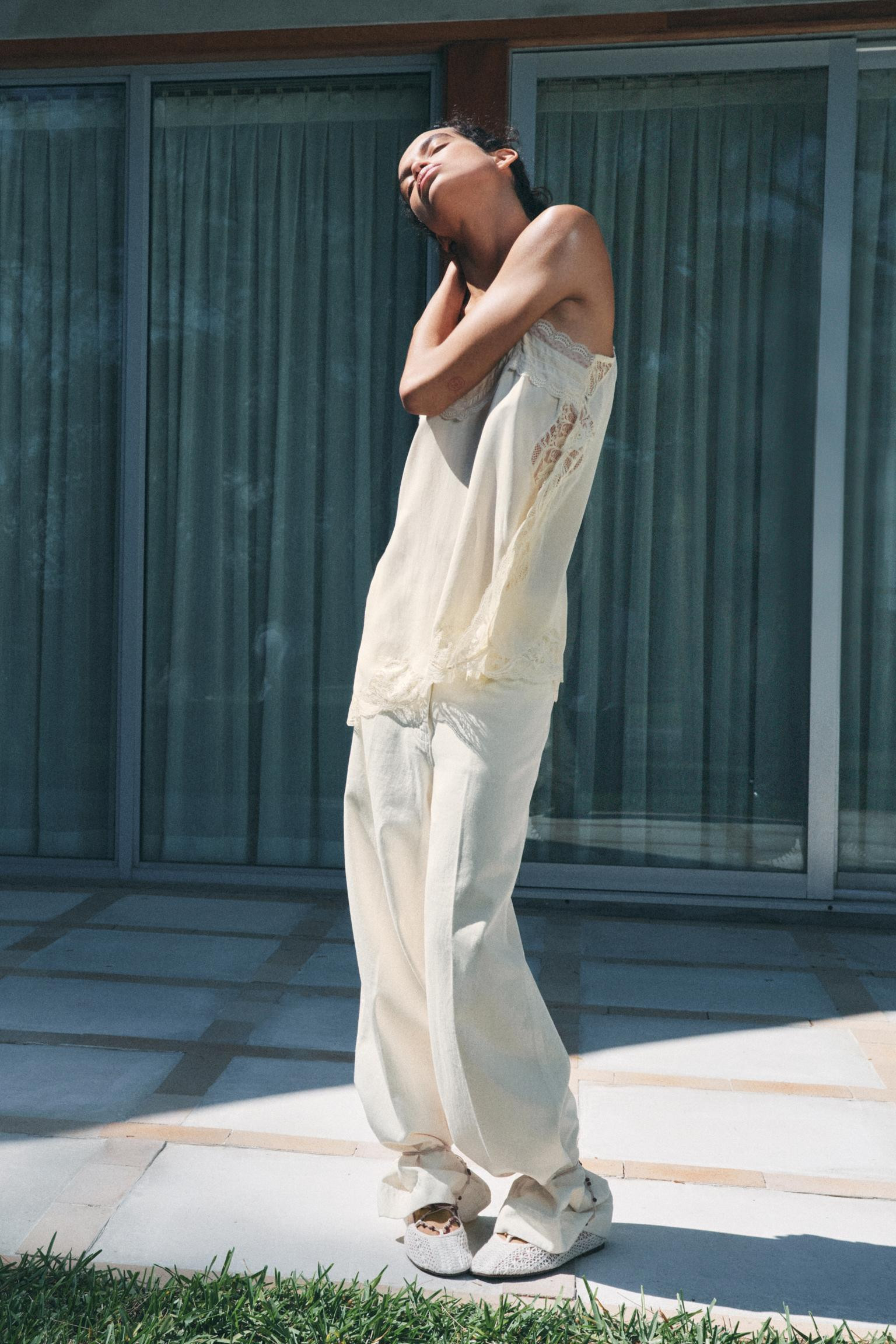 ZW COLLECTION LACE TOP WITH VENTS | Zara UK