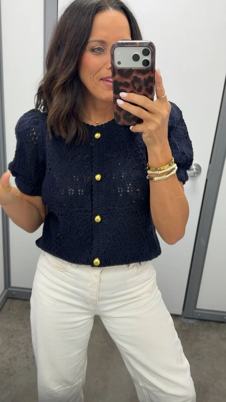 @Walmart is seriously bringing the cute basics lately 😍 this crochet-style top is SO good and looks way more expensive than Walmart. XS for reference! 🛒✨