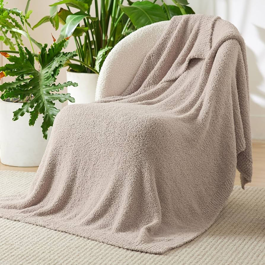 Bedsure Super Soft Knit Throw Blanket - Warm Cozy Reversible Brown Blanket, Fluffy Fuzzy Plush Li... | Amazon (US)