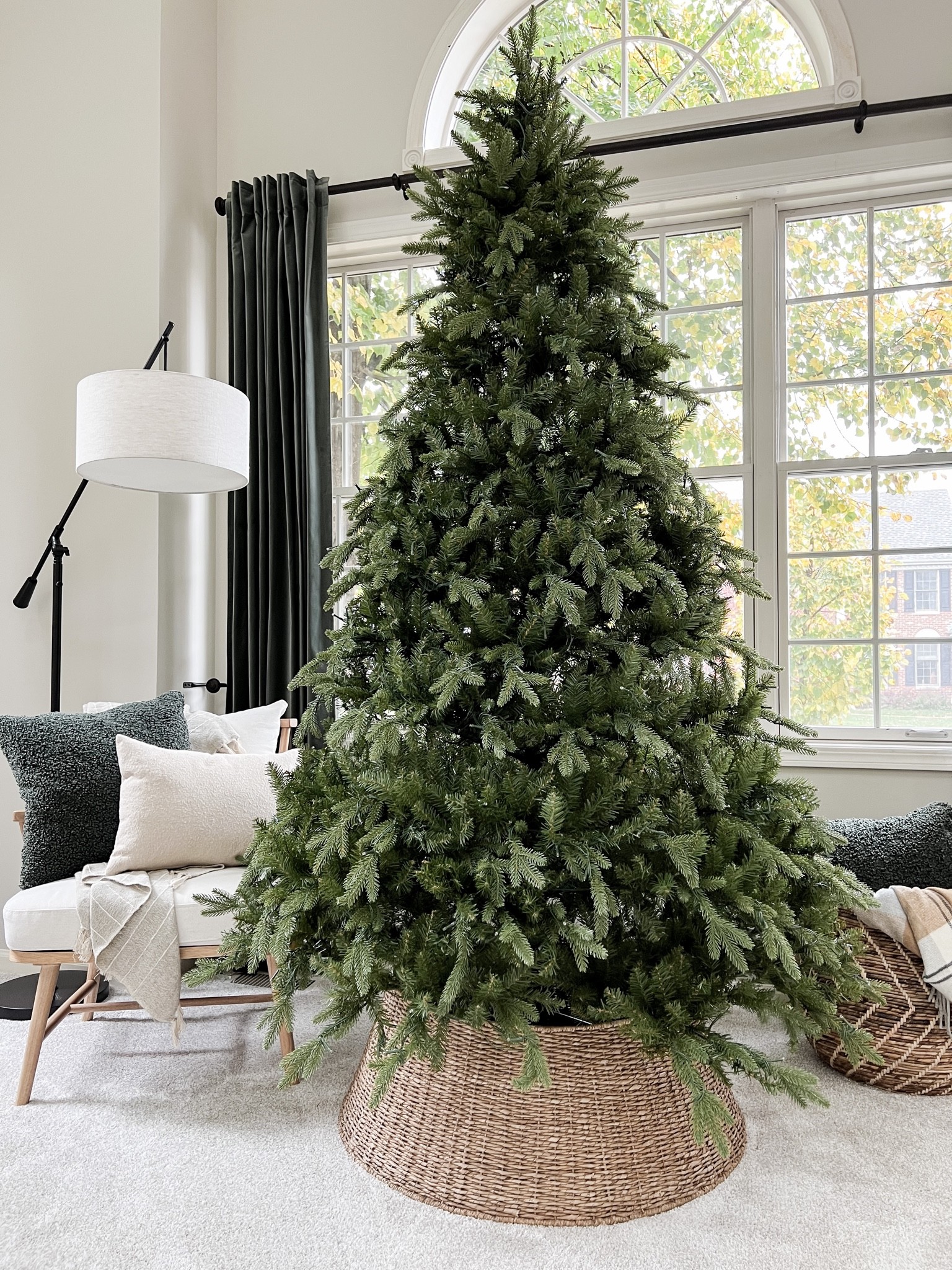 8’ Alpine Fir Christmas Tree w 900 LED lights 



Faux Christmas tree, Christmas tree collar, woven tree collar 

#LTKHoliday #LTKsalealert #LTKstyletip