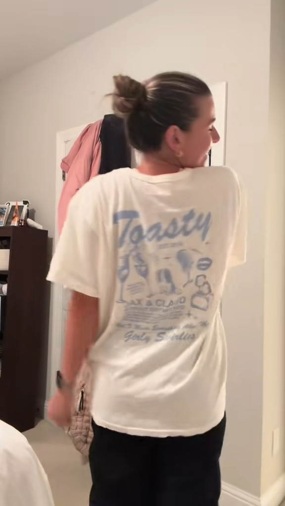 Pjs, workout, some of my fav essentials, makeup, and a simple work outfit!!!

#LTKFitness #LTKItBag #LTKActive