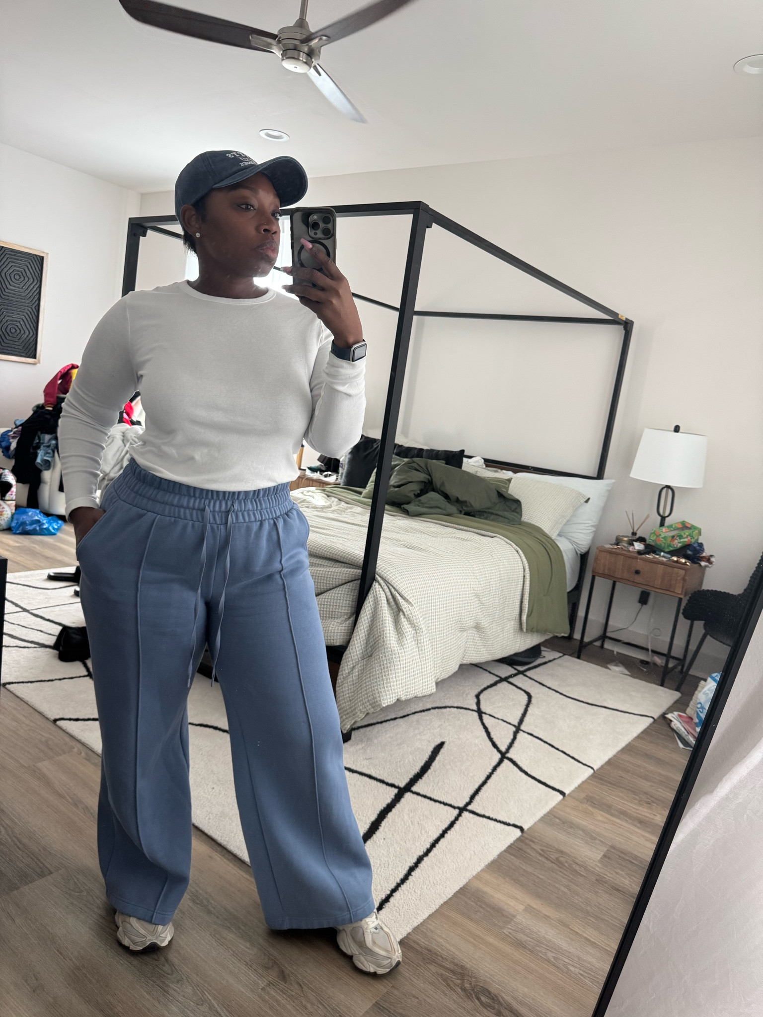 Love these new sweat pants! 

#LTKFindsUnder50 #LTKMidsize #LTKSeasonal