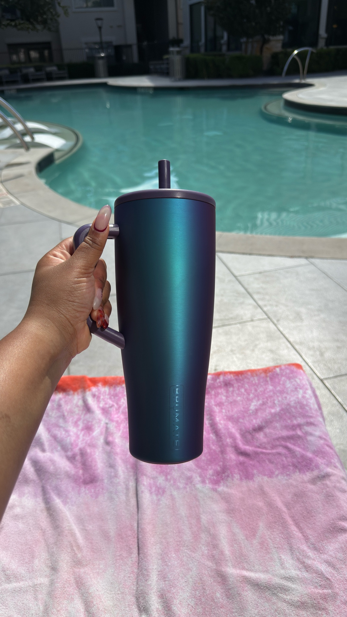 Loving my new Brümate Era 40oz tumbler in Dark Aura 💜
It’s designed with a comfortable handle, leakproof U-Turn lid, and double-wall insulation that keeps cold and carbonated drinks icy for 24+ hours.

The base fits perfectly in cupholders, the metal straw keeps plastic out of your water, and the premium finish looks beautiful on my counter.
Such a perfect mix of style, function, and durability — this tumbler has been my go-to for staying hydrated all day.

Shop it on LTK 🔗

#LTKFindsUnder50 #LTKActive #LTKFindsUnder100