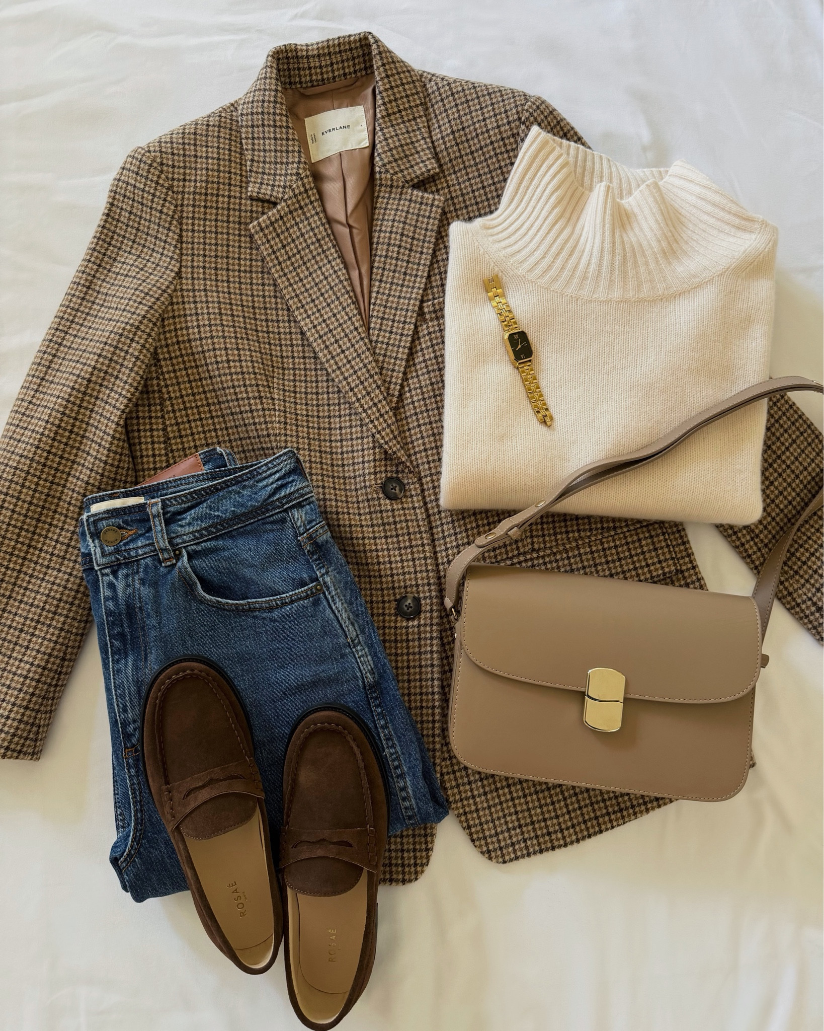 Outerwear, blazer, fall coat, loafers, fall boots, cashmere sweater



#LTKStyleTip #LTKootd #LTKHoliday