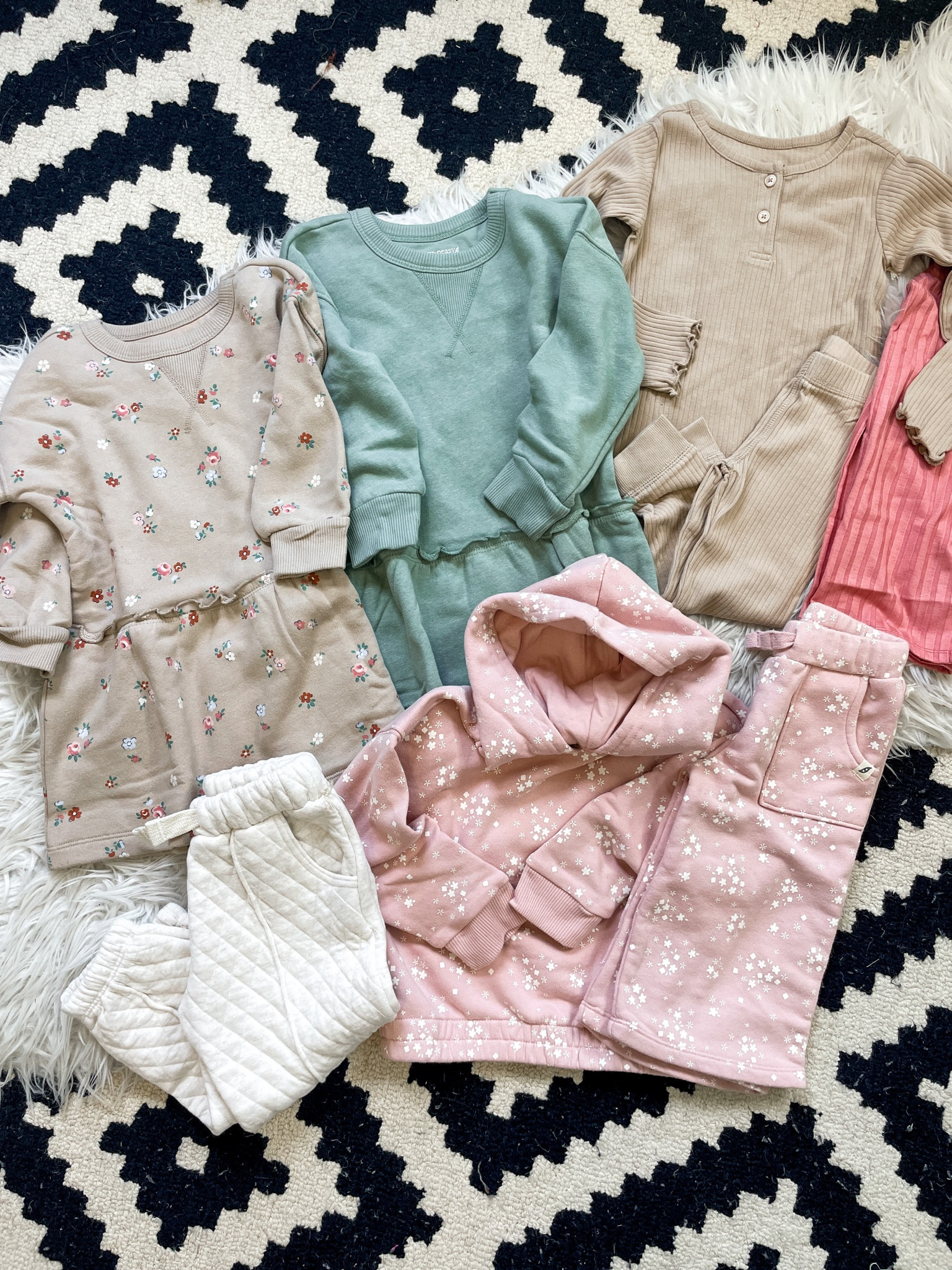 Toddler girl fall clothing 

#LTKbaby #LTKkids #LTKunder50